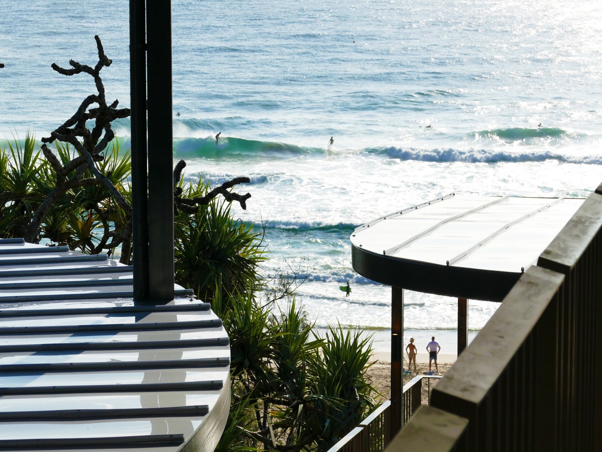 Licht appartement met zwembad en oceaanzicht in Sunshine Beach - foto 9