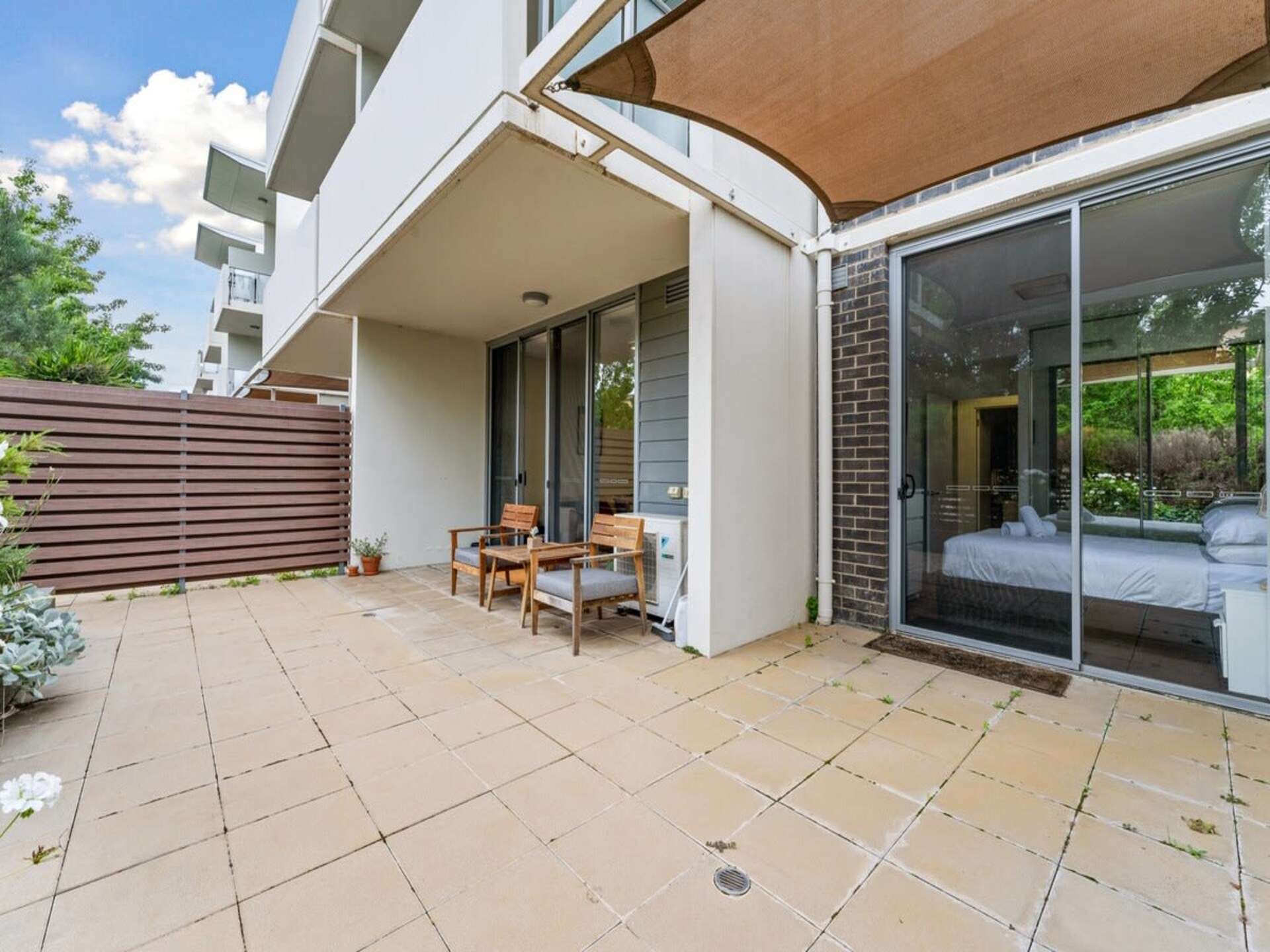 Stijlvol appartement met eigen binnenplaats, zwembad en BBQ in Phillip - foto 8