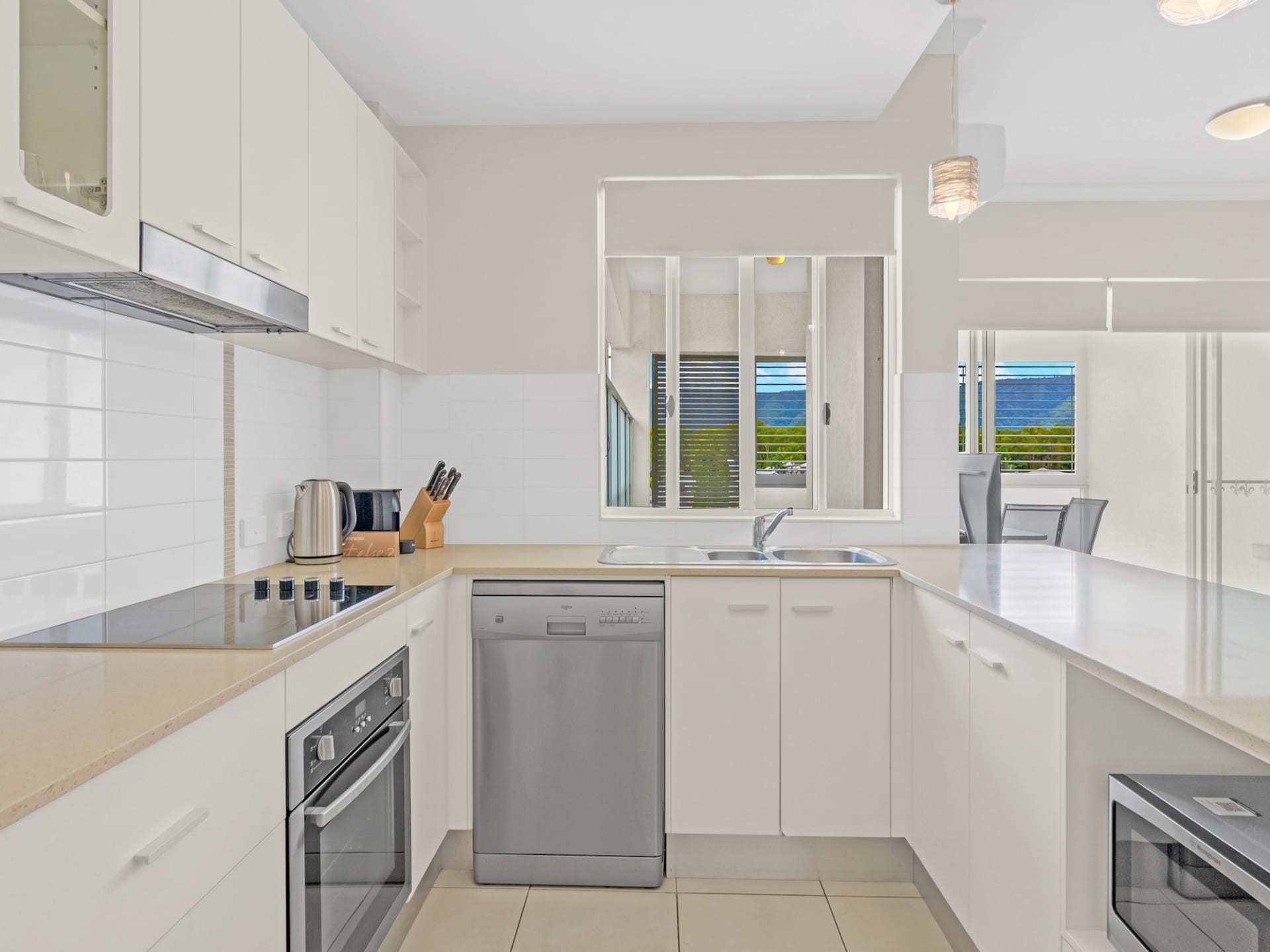 4-persoons appartement met privézwembad in Trinity Beach - foto 13