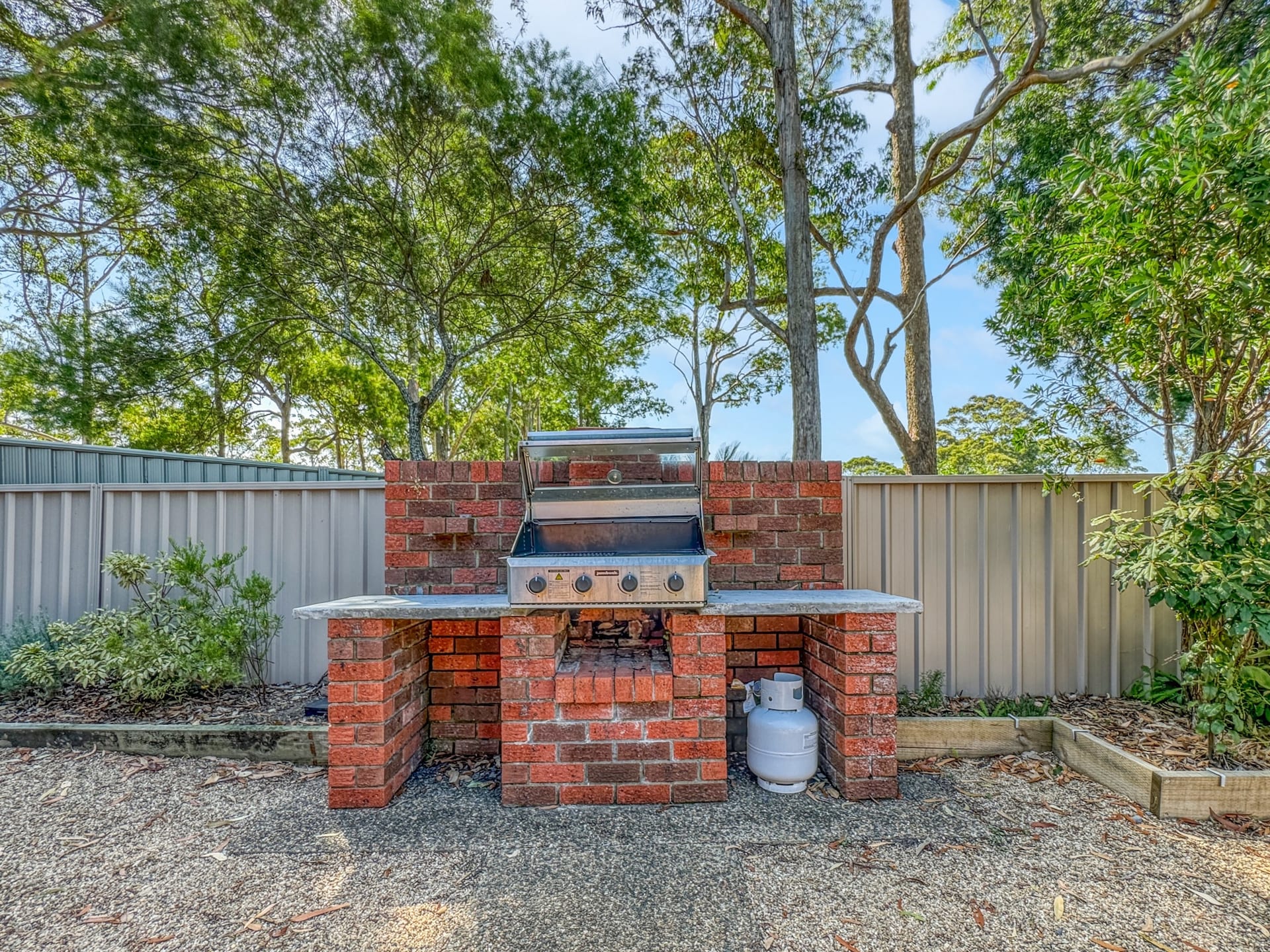Ruim appartement bij Surf Beach met barbecue en tuin - foto 2