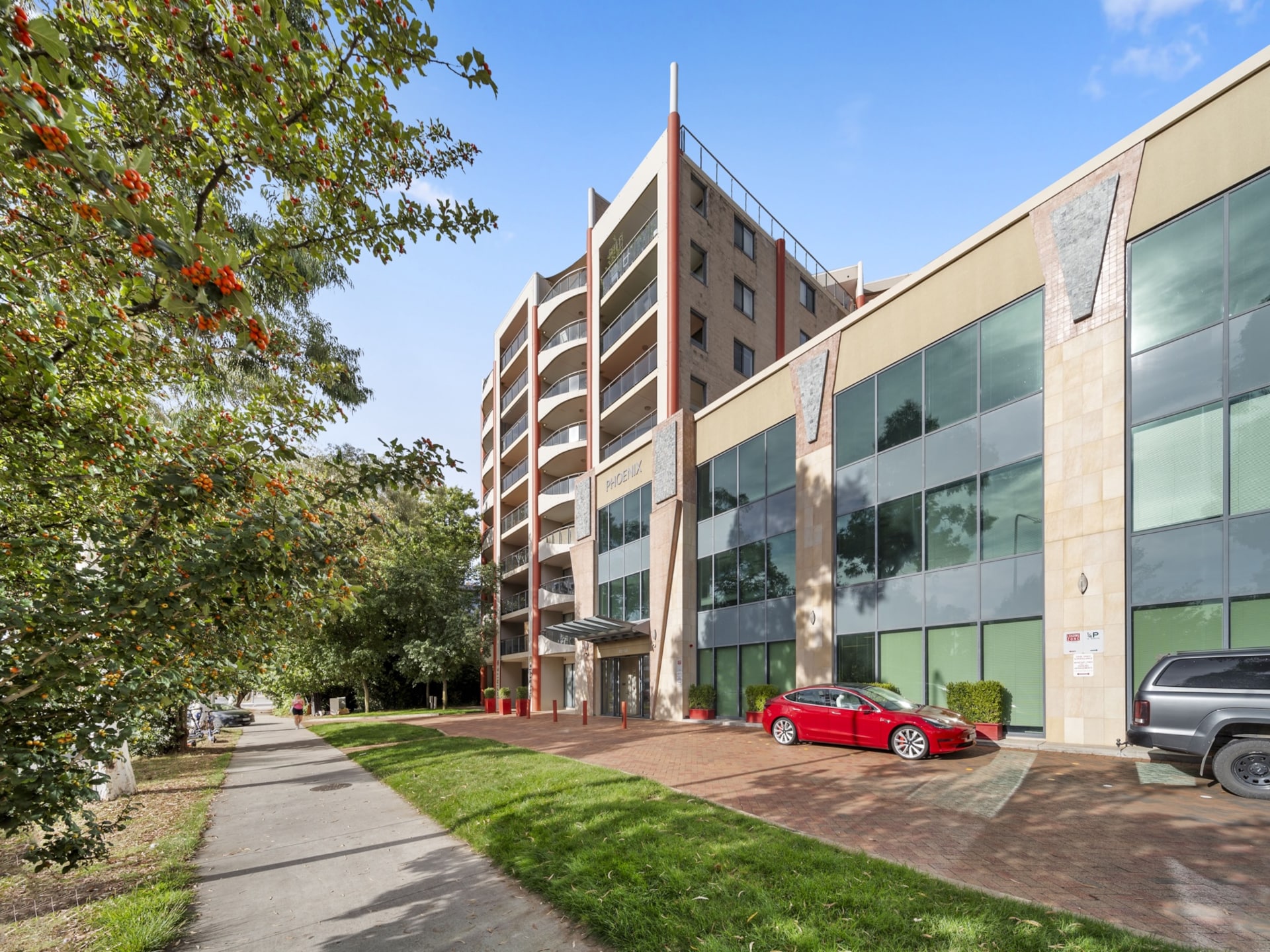 Modern appartement in Braddon met zwembad, gym en parkeren - foto 22