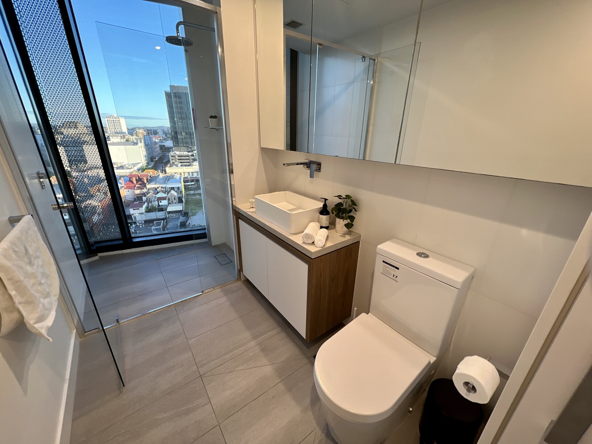 Stylish 1-Bed with Pool, Gym & Free Parking - foto 10