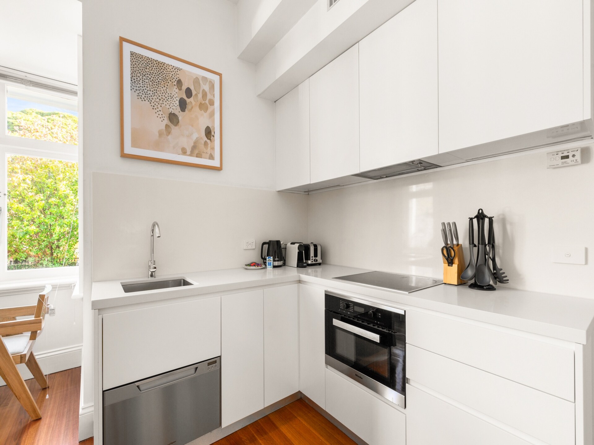 Licht studio-appartement in de Inner West, vlak bij station Lewisham - foto 13