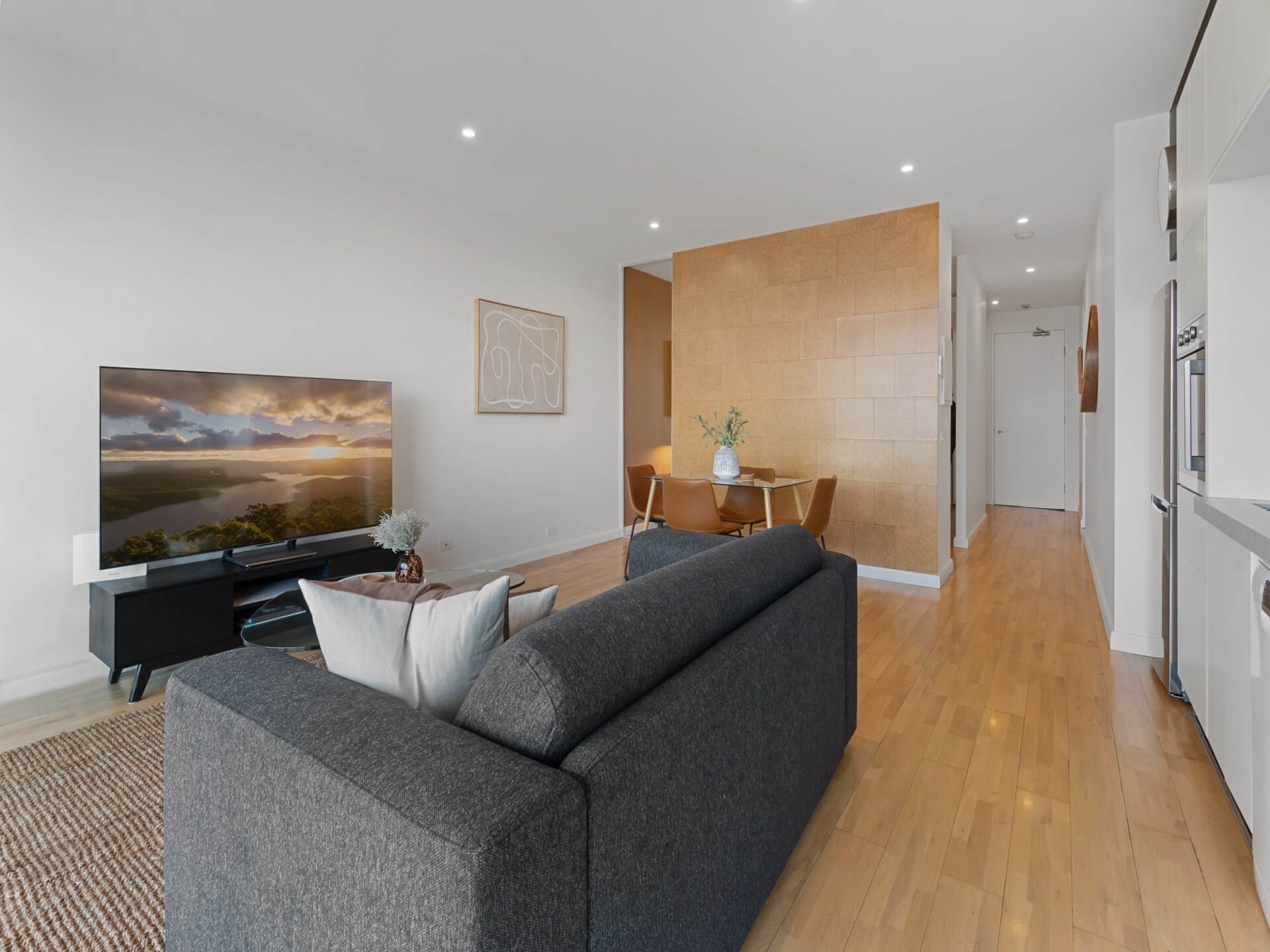 Modern appartement in Richmond met uitzicht op de skyline - foto 4