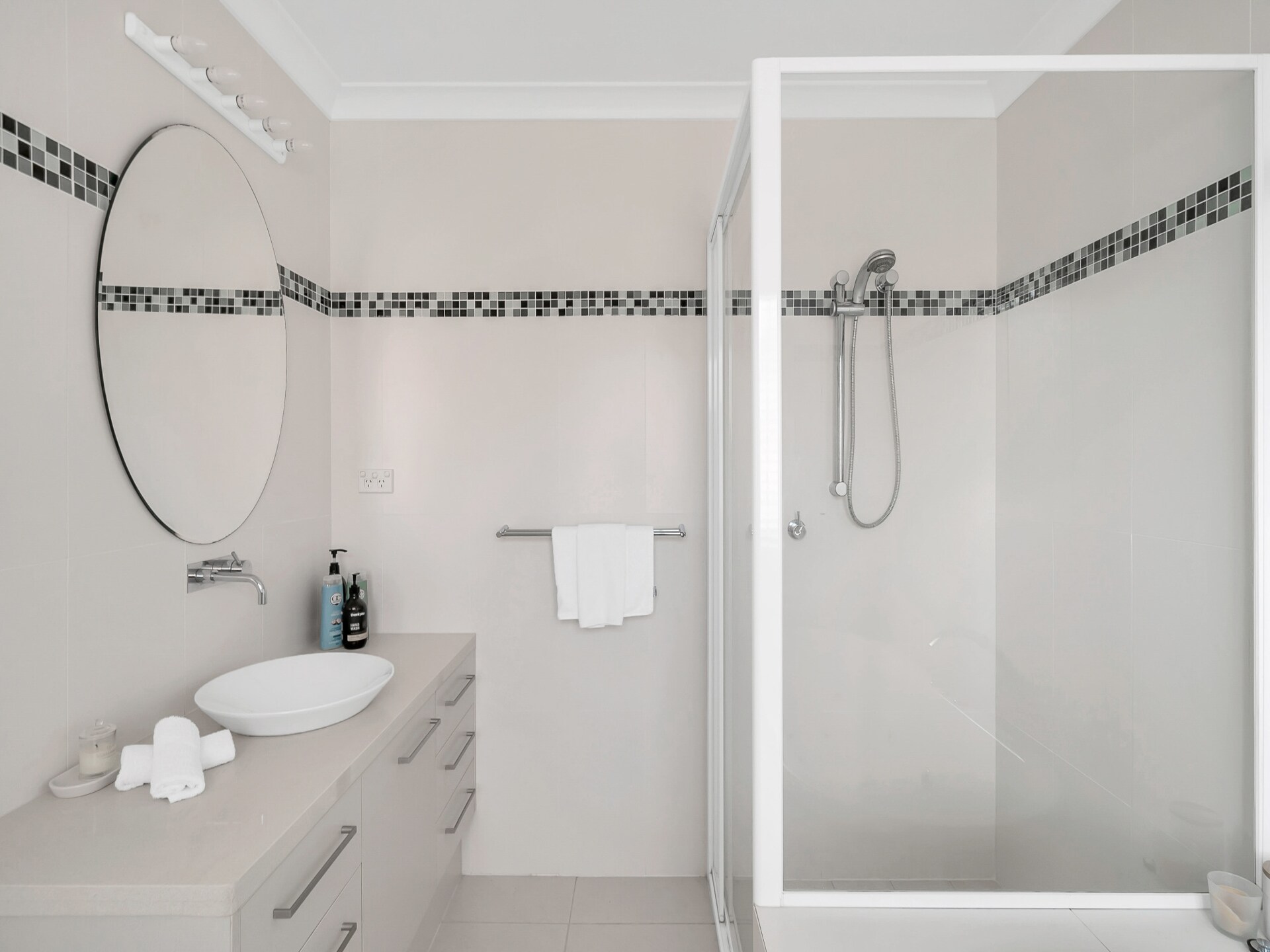 Luxe appartement met 3 slaapkamers en uitzicht op Denhams Beach - foto 22