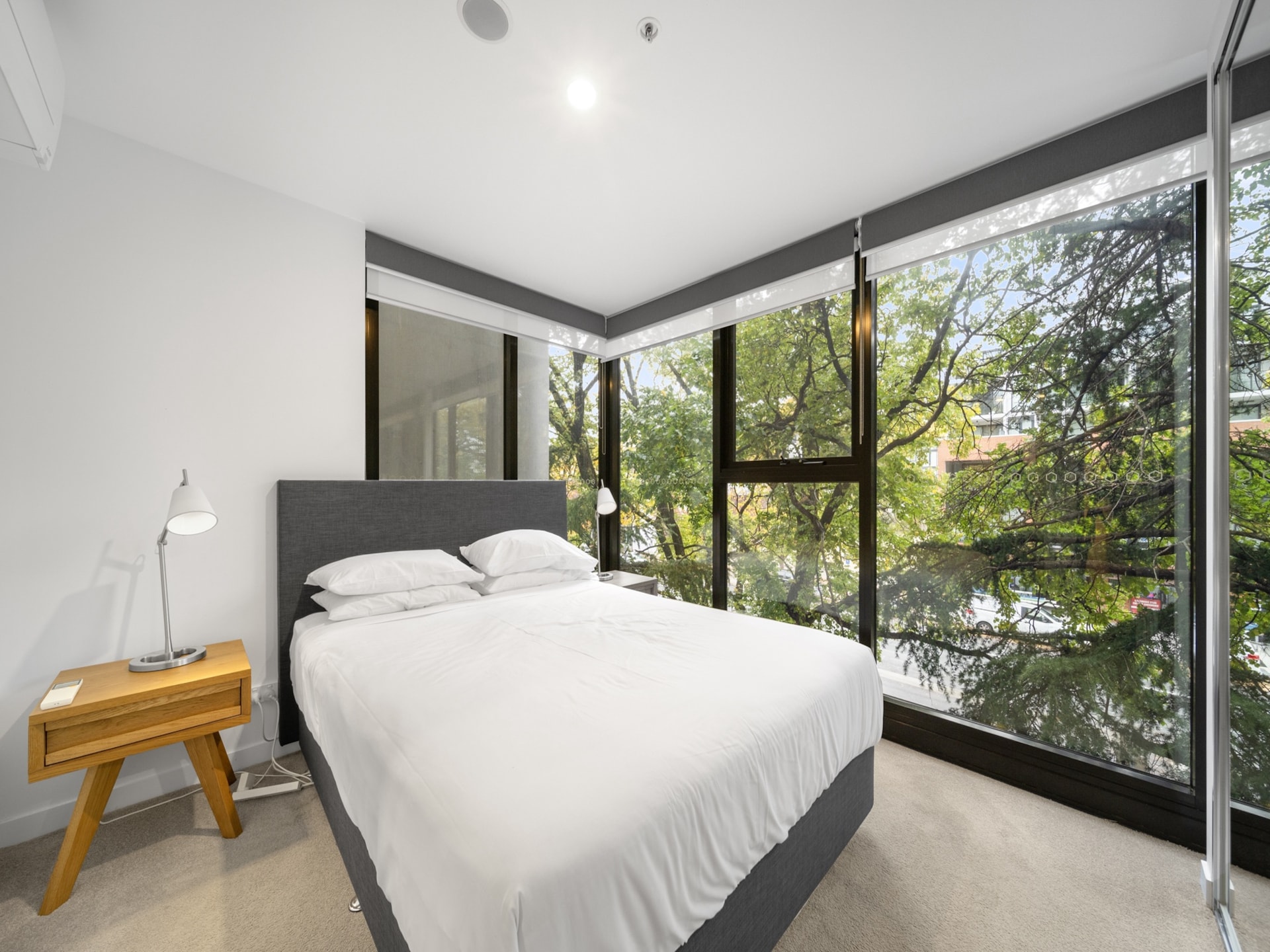 Stijlvol appartement in Braddon met zwembad, sauna en fitness - foto 16