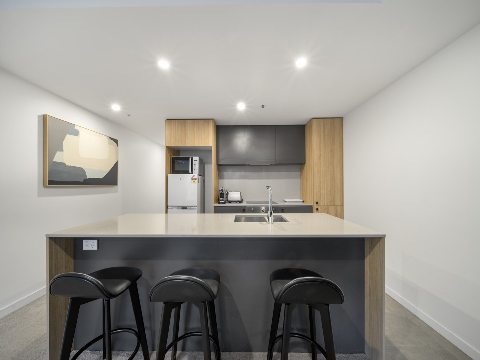 Stijlvol appartement in Braddon met zwembad, sauna en fitness - foto 13