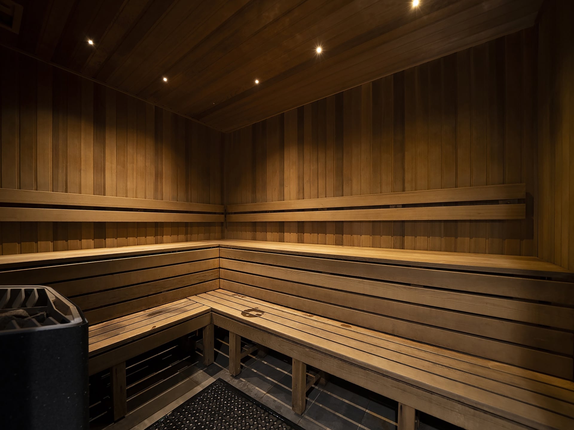 Stijlvol appartement in Braddon met zwembad, sauna en fitness - foto 8