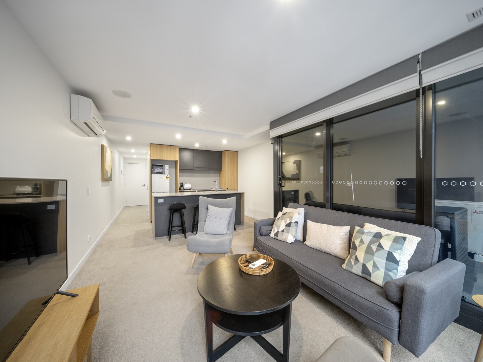 Stijlvol appartement in Braddon met zwembad, sauna en fitness - foto 12