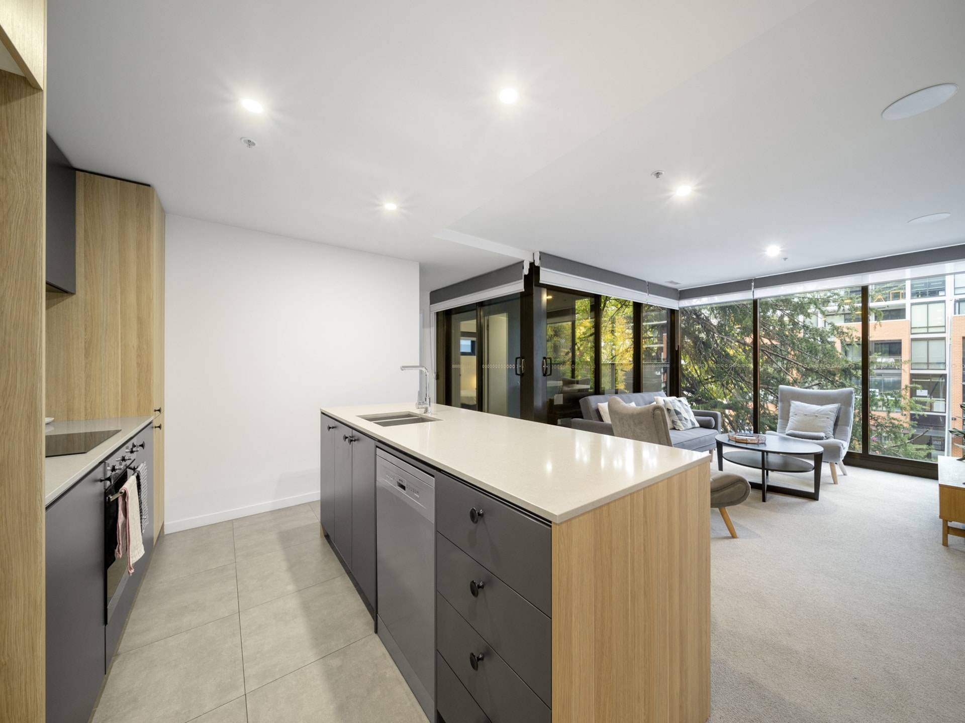 Stijlvol appartement in Braddon met zwembad, sauna en fitness - foto 14