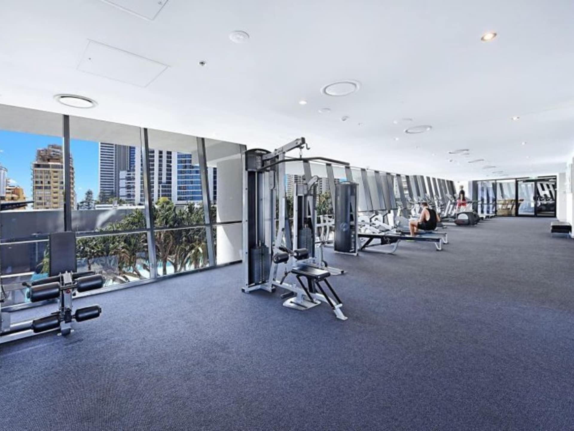 Luxe appartement met oceaanzicht in Surfers Paradise - foto 24