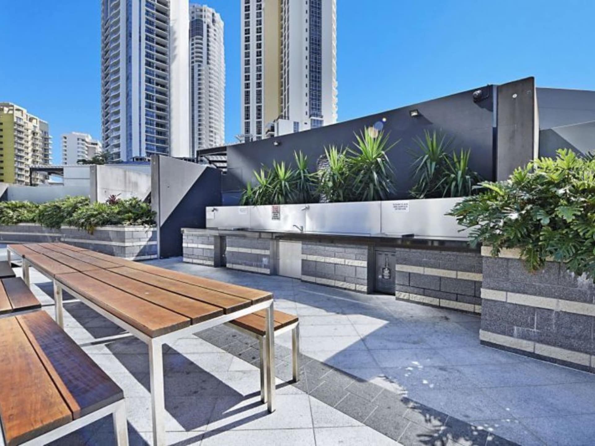 Luxe appartement met oceaanzicht in Surfers Paradise - foto 25