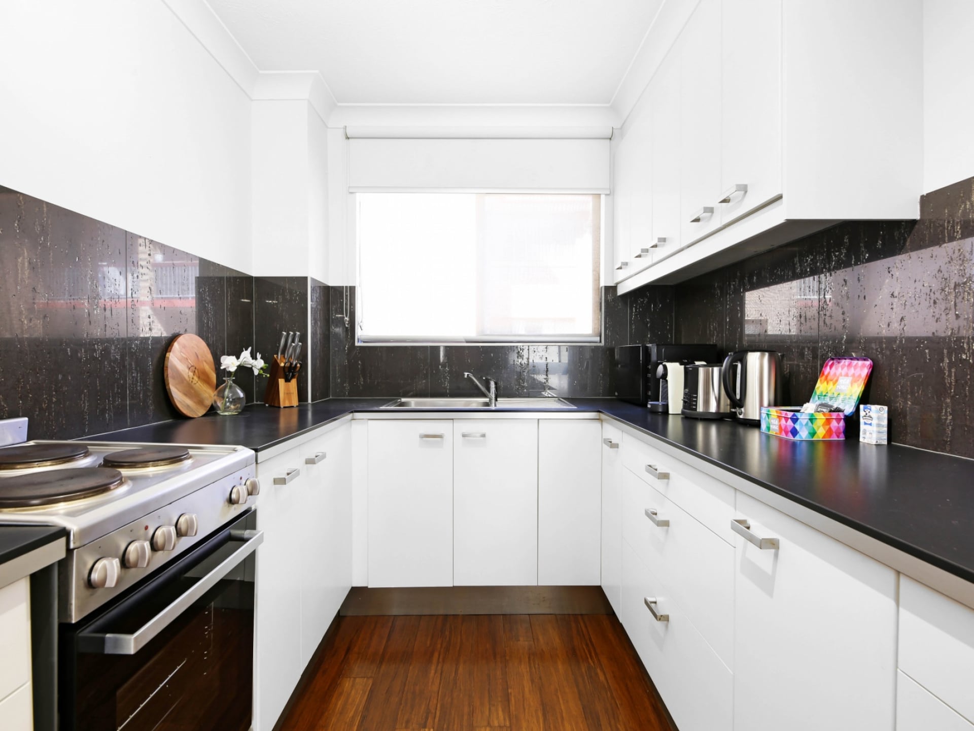 Licht appartement met balkon op 200m van Burleigh Beach - foto 10