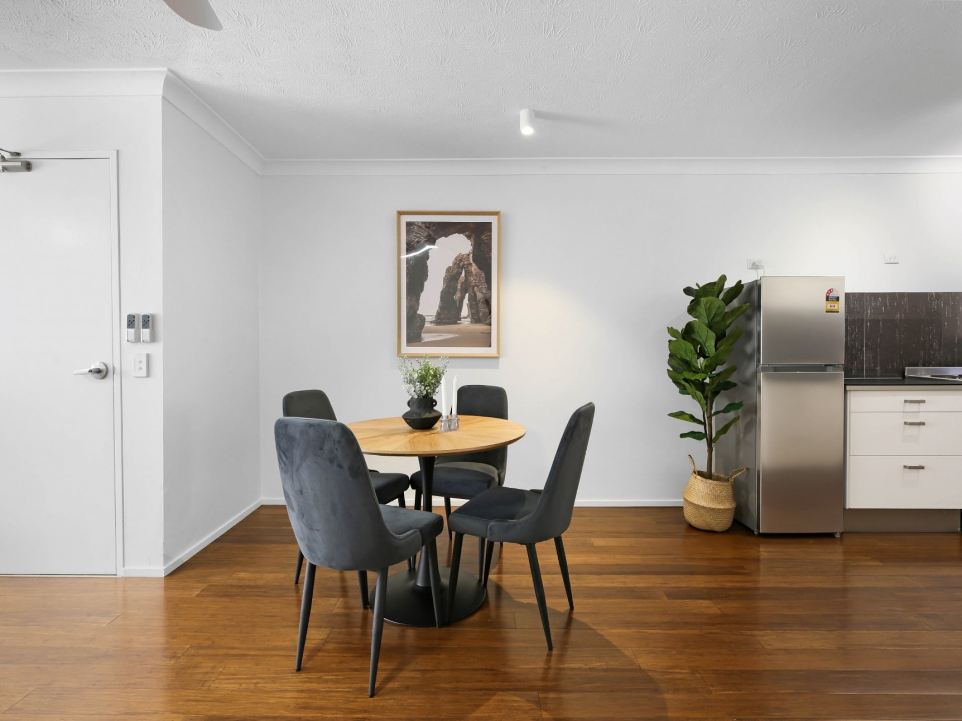Licht appartement met balkon op 200m van Burleigh Beach - foto 13