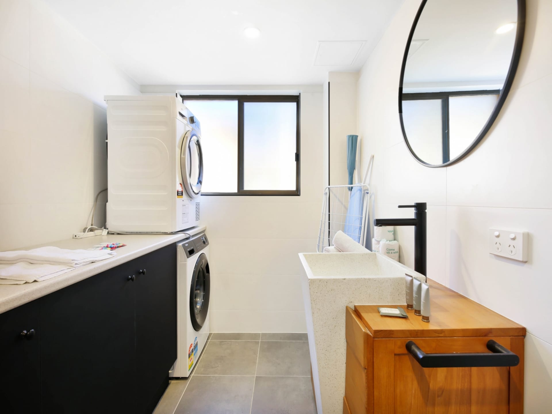Licht appartement met balkon op 200m van Burleigh Beach - foto 16