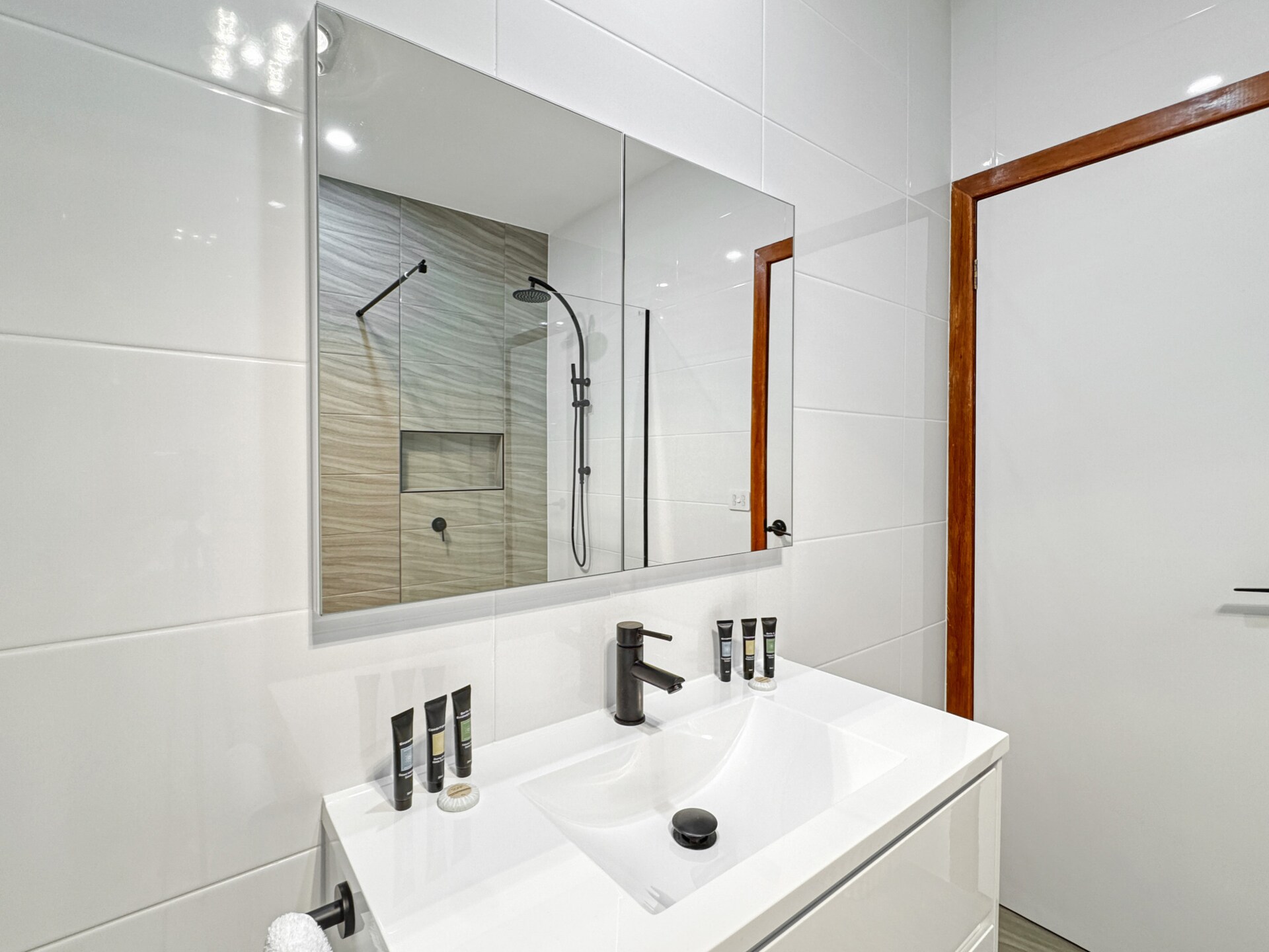 Ruim appartement in Tomakin met tuin en 4 slaapkamers - foto 21