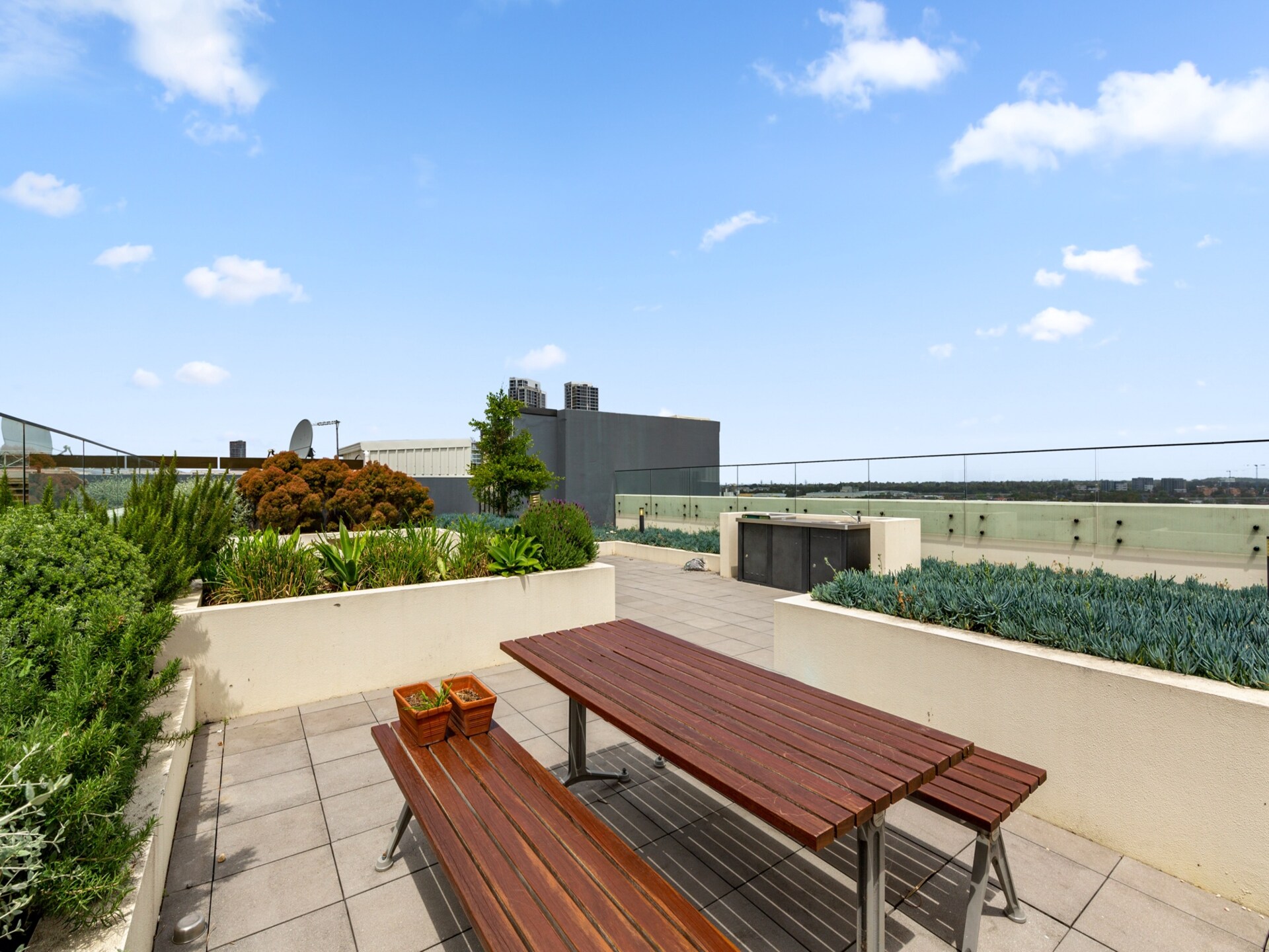 Luxe appartement in Lidcombe: modern design, balkon en BBQ bij Sydney Olympic Park - foto 7