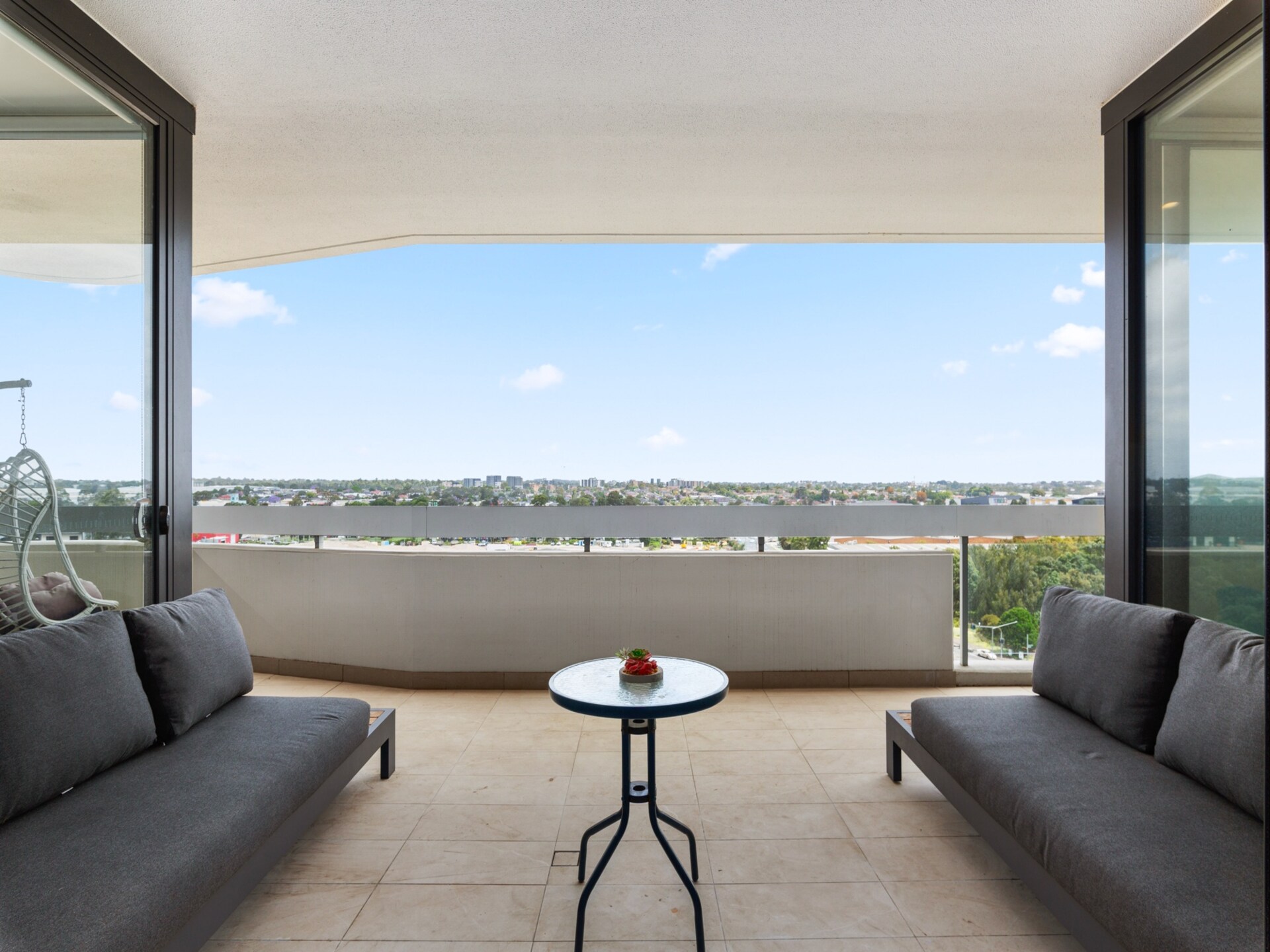 Luxe appartement in Lidcombe: modern design, balkon en BBQ bij Sydney Olympic Park - foto 10