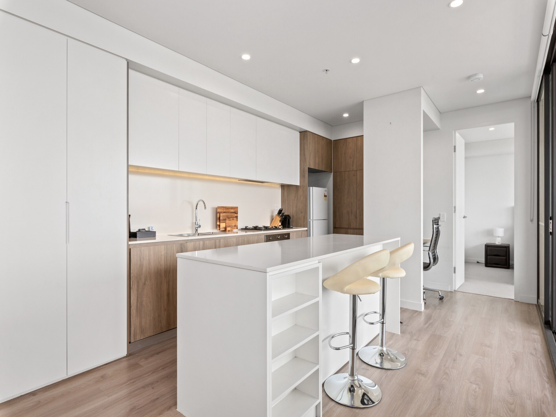 Luxe appartement in Lidcombe: modern design, balkon en BBQ bij Sydney Olympic Park - foto 11