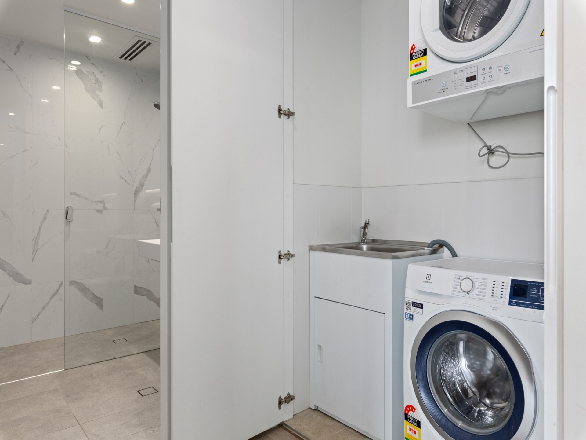 Luxe appartement in Lidcombe: modern design, balkon en BBQ bij Sydney Olympic Park - foto 15