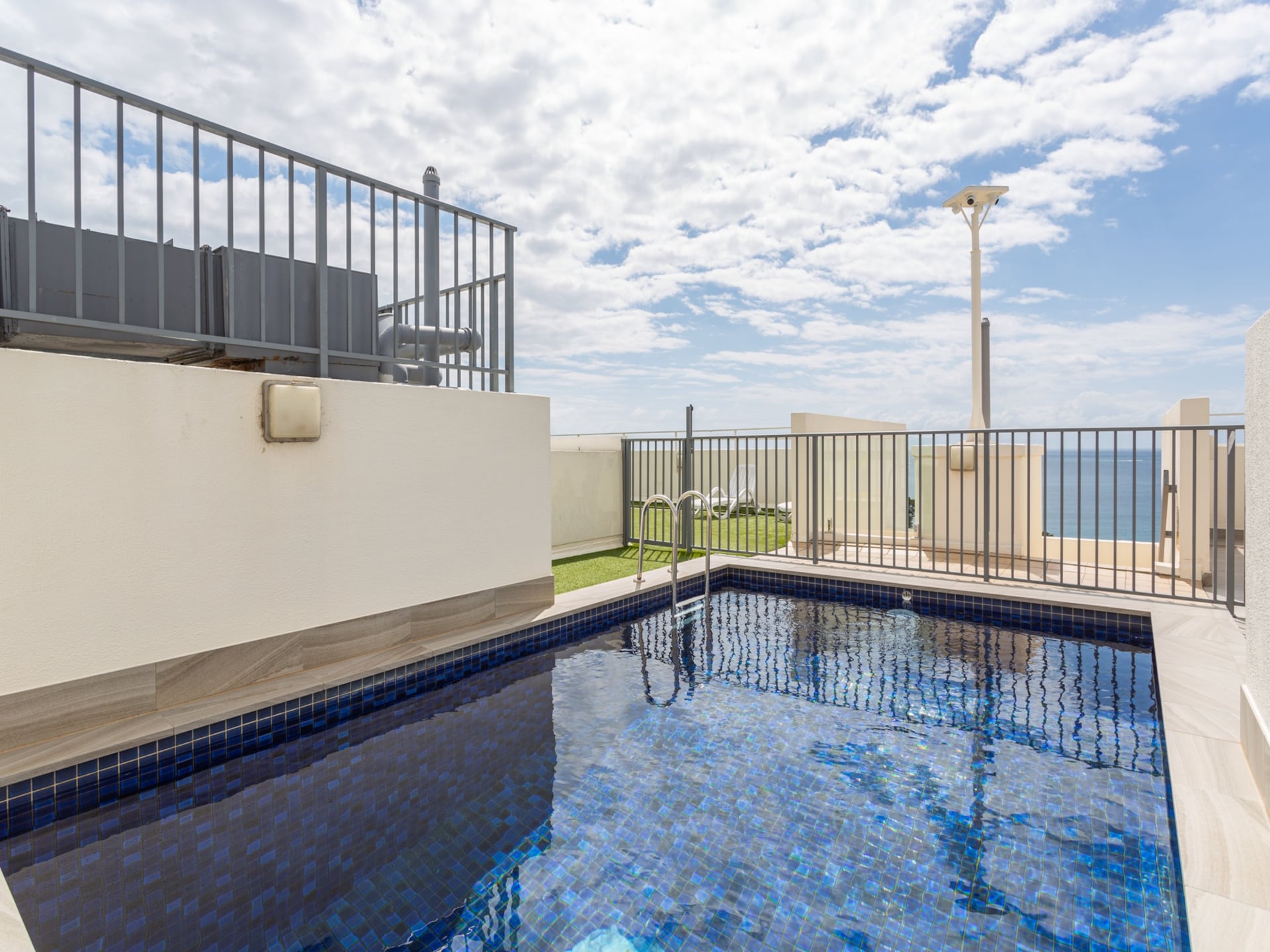 Modern appartement in Manly met oceaanzicht en zwembad - foto 5