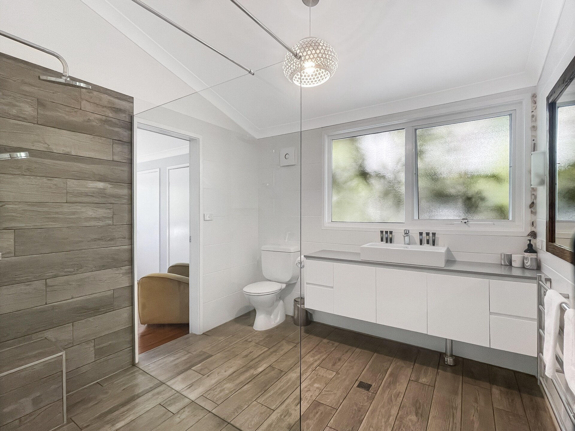 Ruim appartement aan de Tomaga River in Mossy Point - foto 24