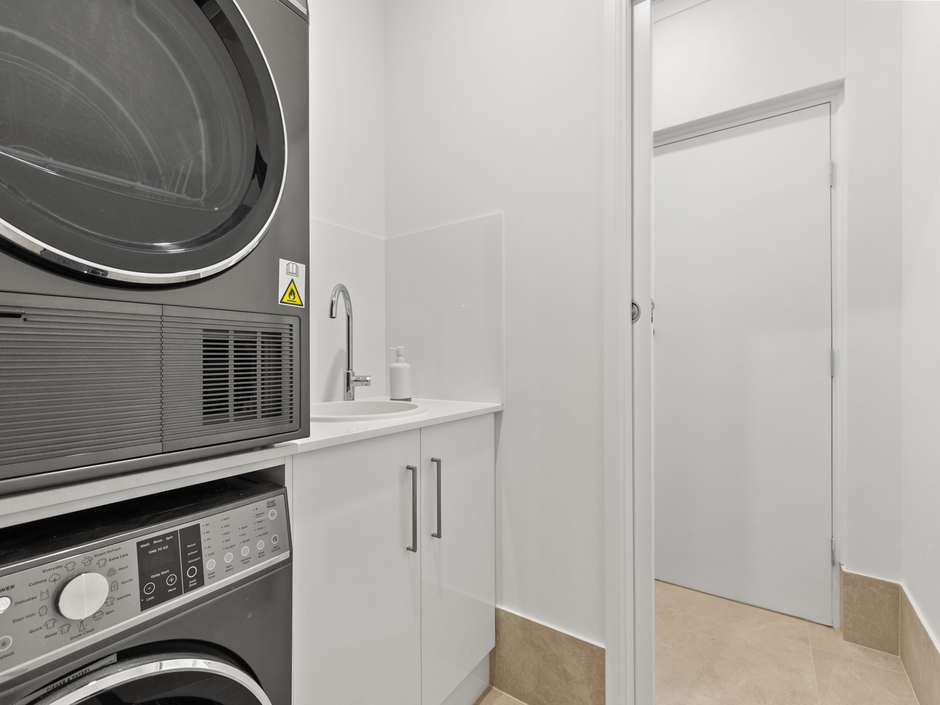 Stijlvol appartement met 3 slaapkamers in Glenelg South - foto 23