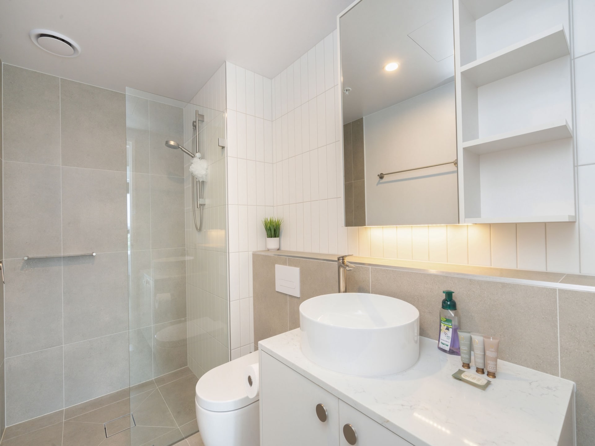 Modern appartement met 2 slaapkamers in Phillip - foto 16