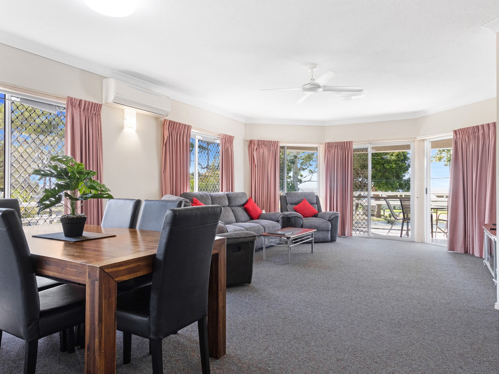 Luxe appartement met oceaanzicht en parkeergarage in Torquay - foto 2