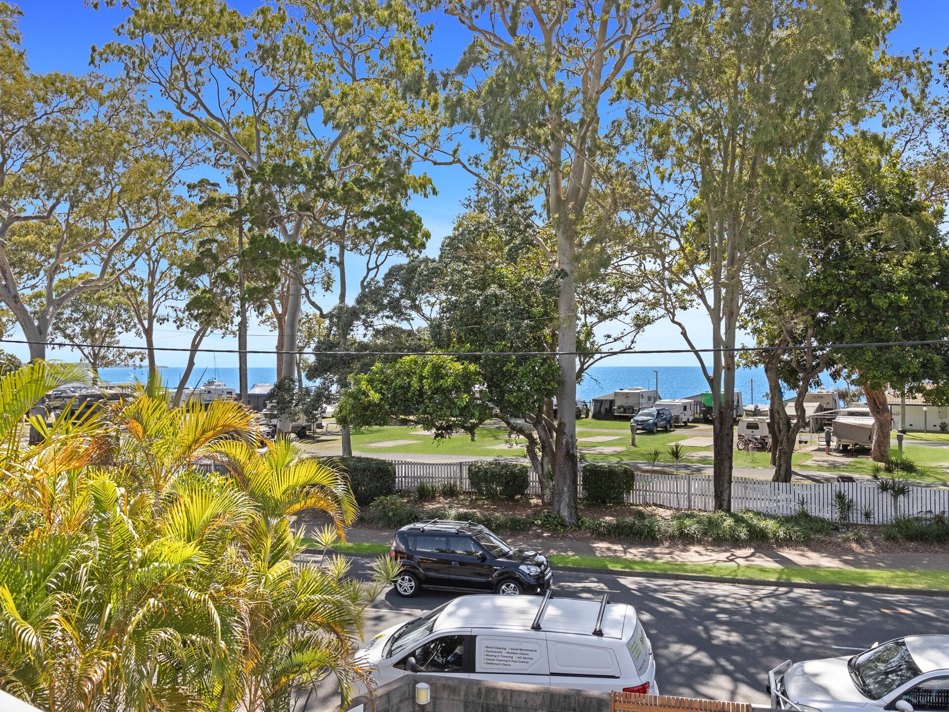 Luxe appartement met oceaanzicht en parkeergarage in Torquay - foto 12