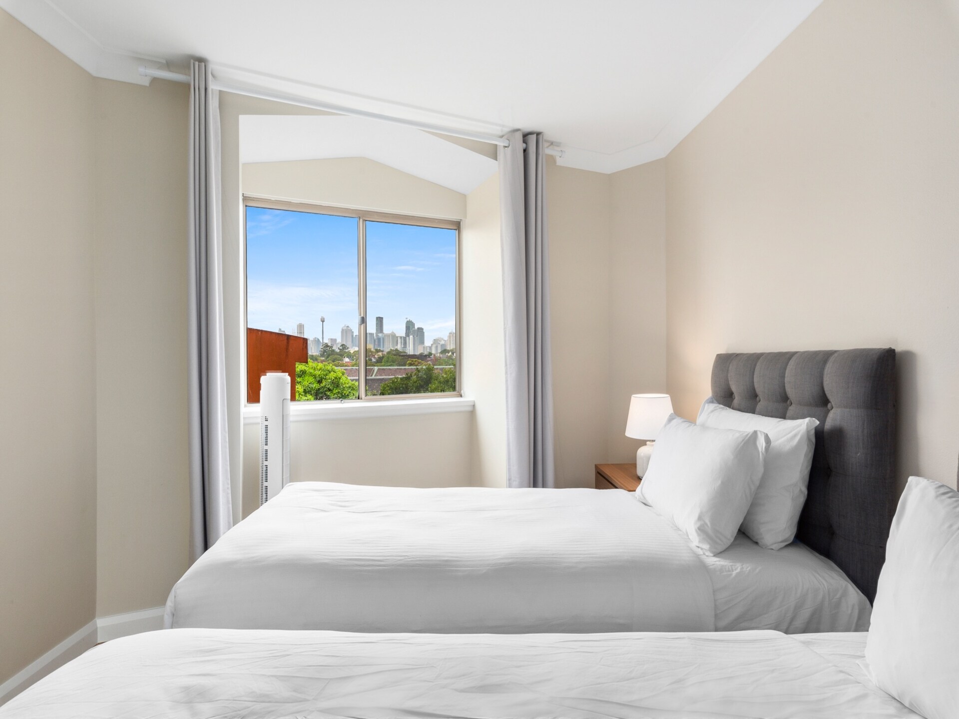 Stijlvol en ruim appartement met balkon in Camperdown - foto 10