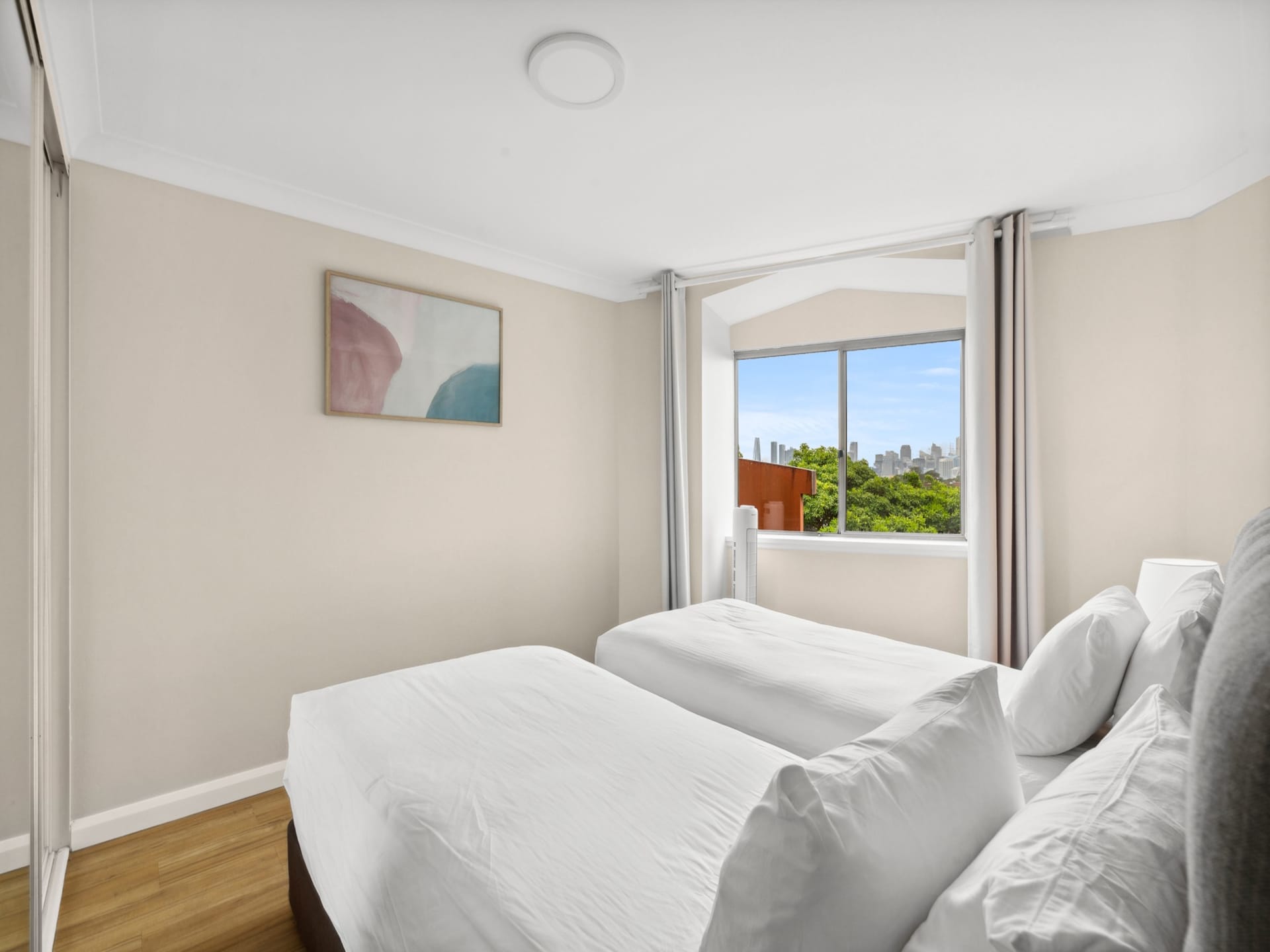 Stijlvol en ruim appartement met balkon in Camperdown - foto 11