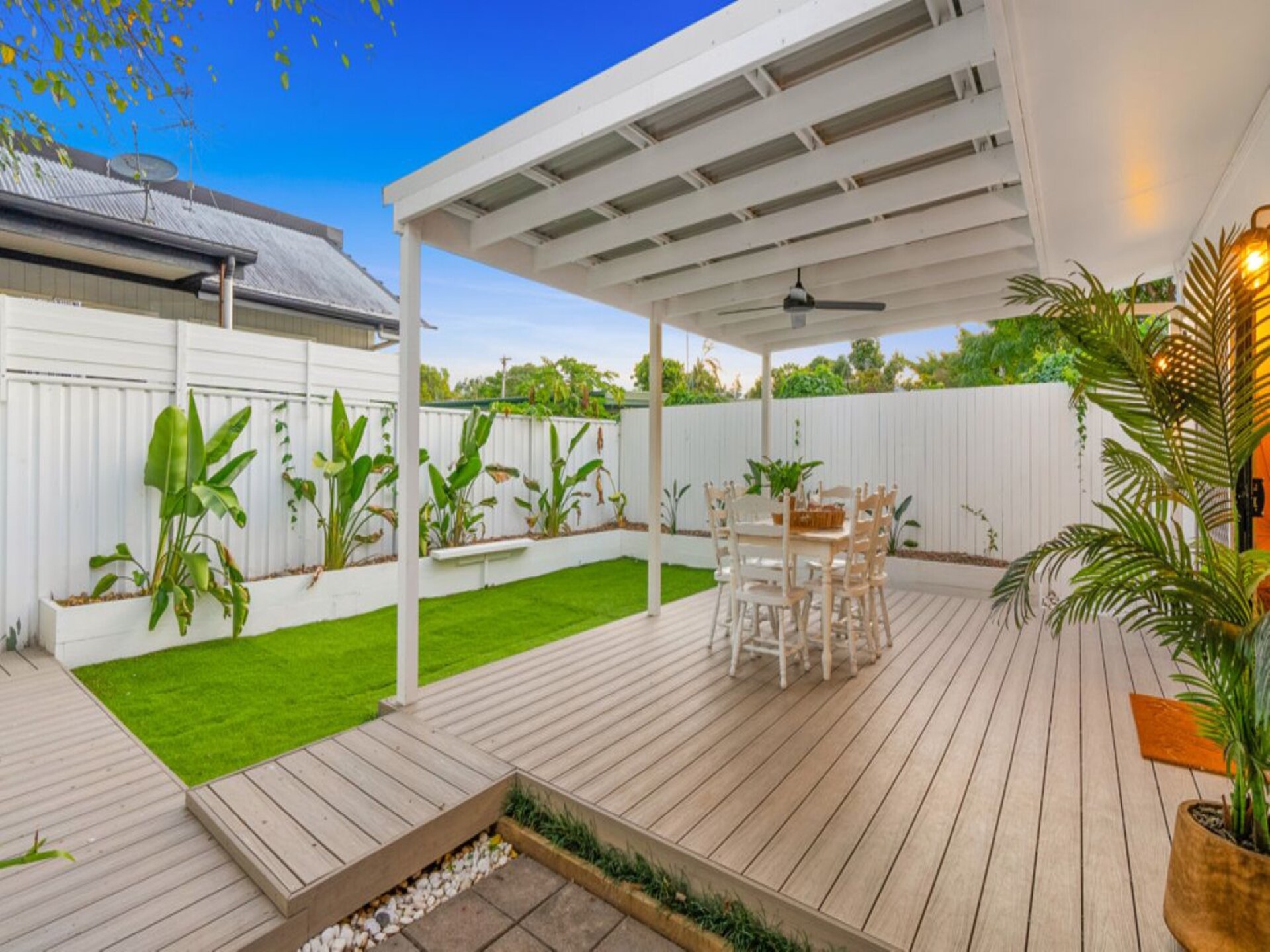 Licht en ruim triplex appartement nabij Holloways Beach - foto 11