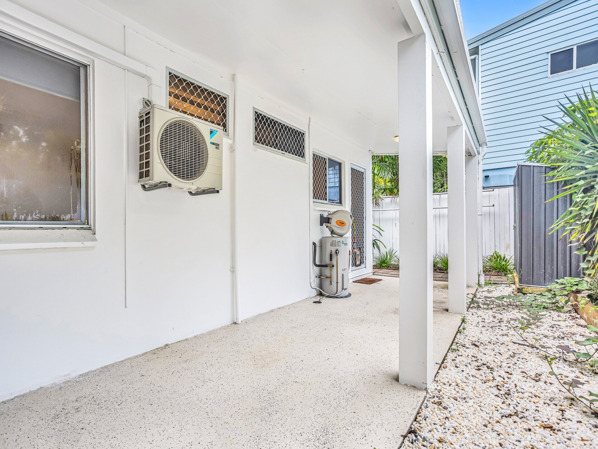 Licht en ruim triplex appartement nabij Holloways Beach - foto 15