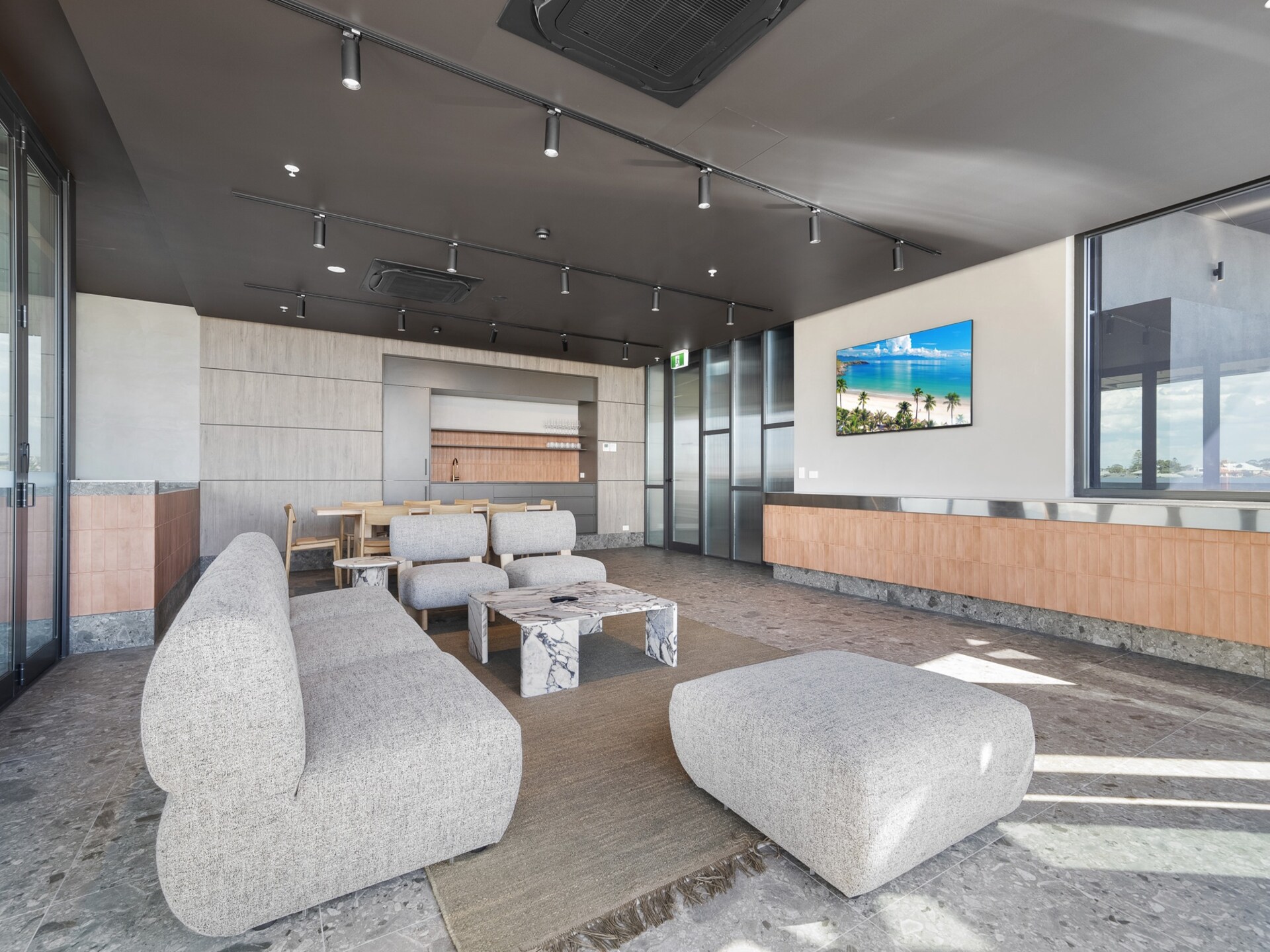 Lichte studio in North Fremantle met zwembad en dakterras - foto 15