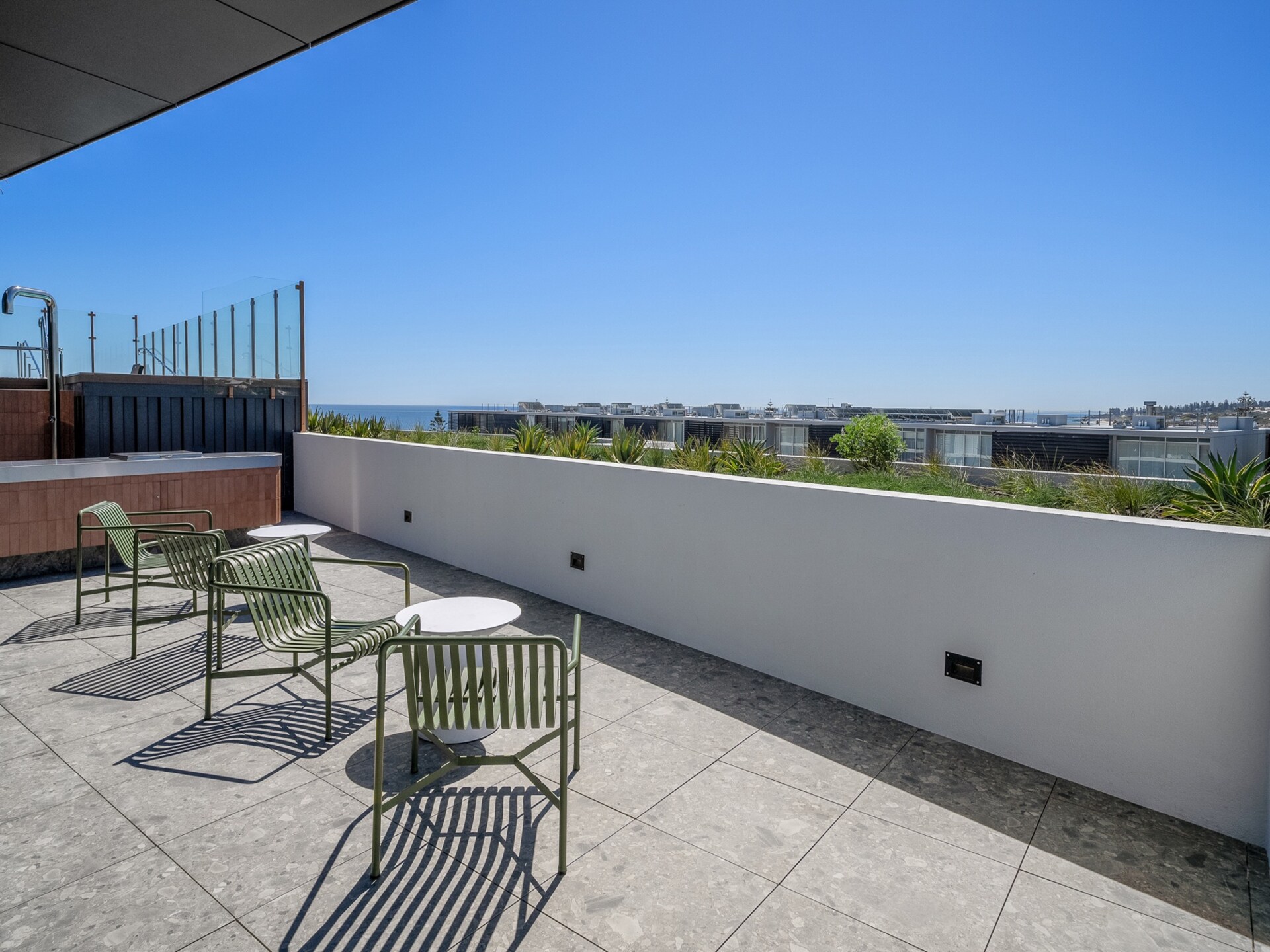 Lichte studio in North Fremantle met zwembad en dakterras - foto 14