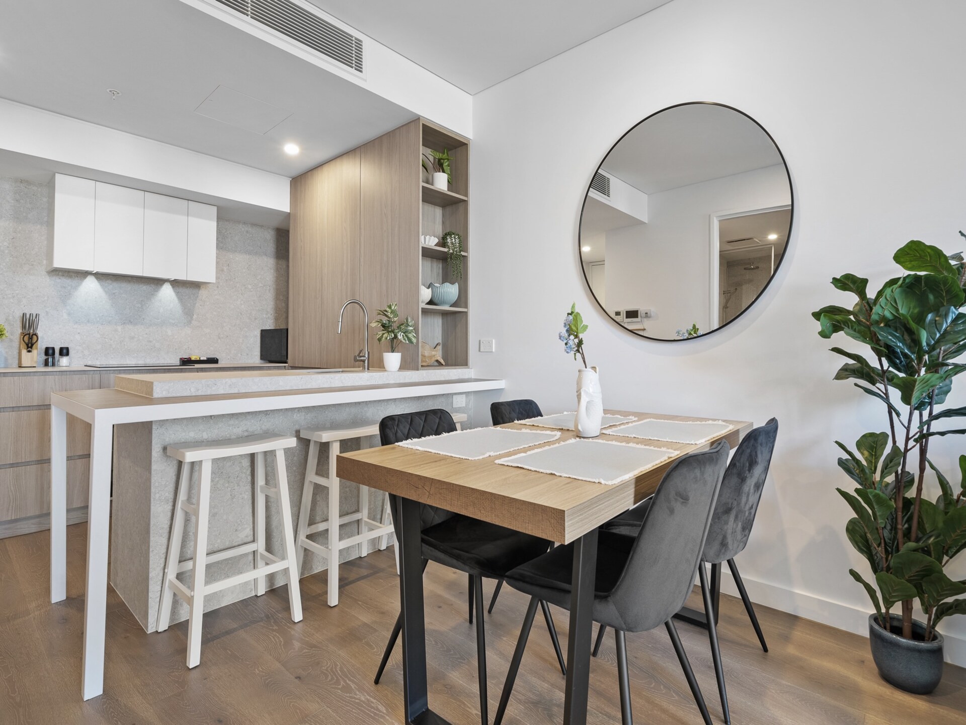Modern appartement in North Fremantle met dakterras en parkeren - foto 21