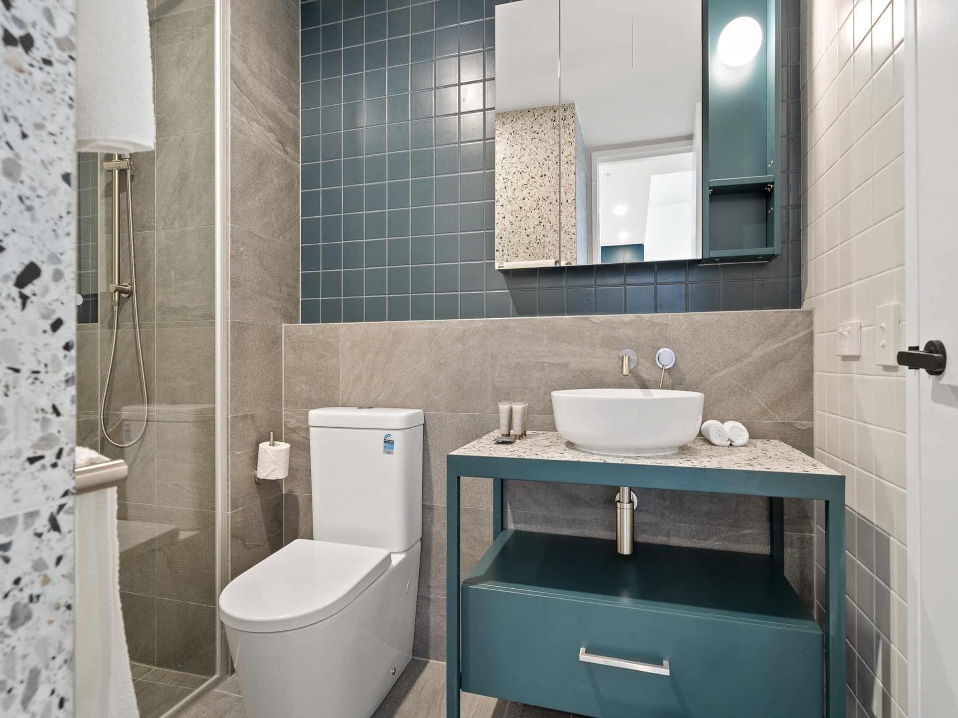 Chique appartement met eigen binnenplaats in North Fremantle - foto 17