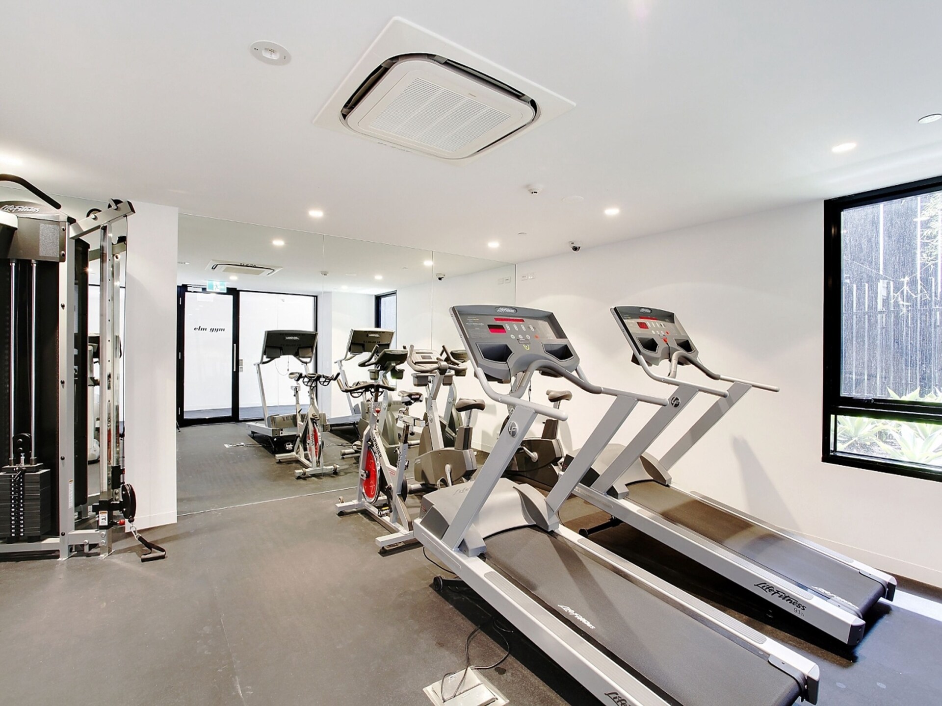 Stijlvol appartement in South Melbourne met zwembad en gym - foto 19