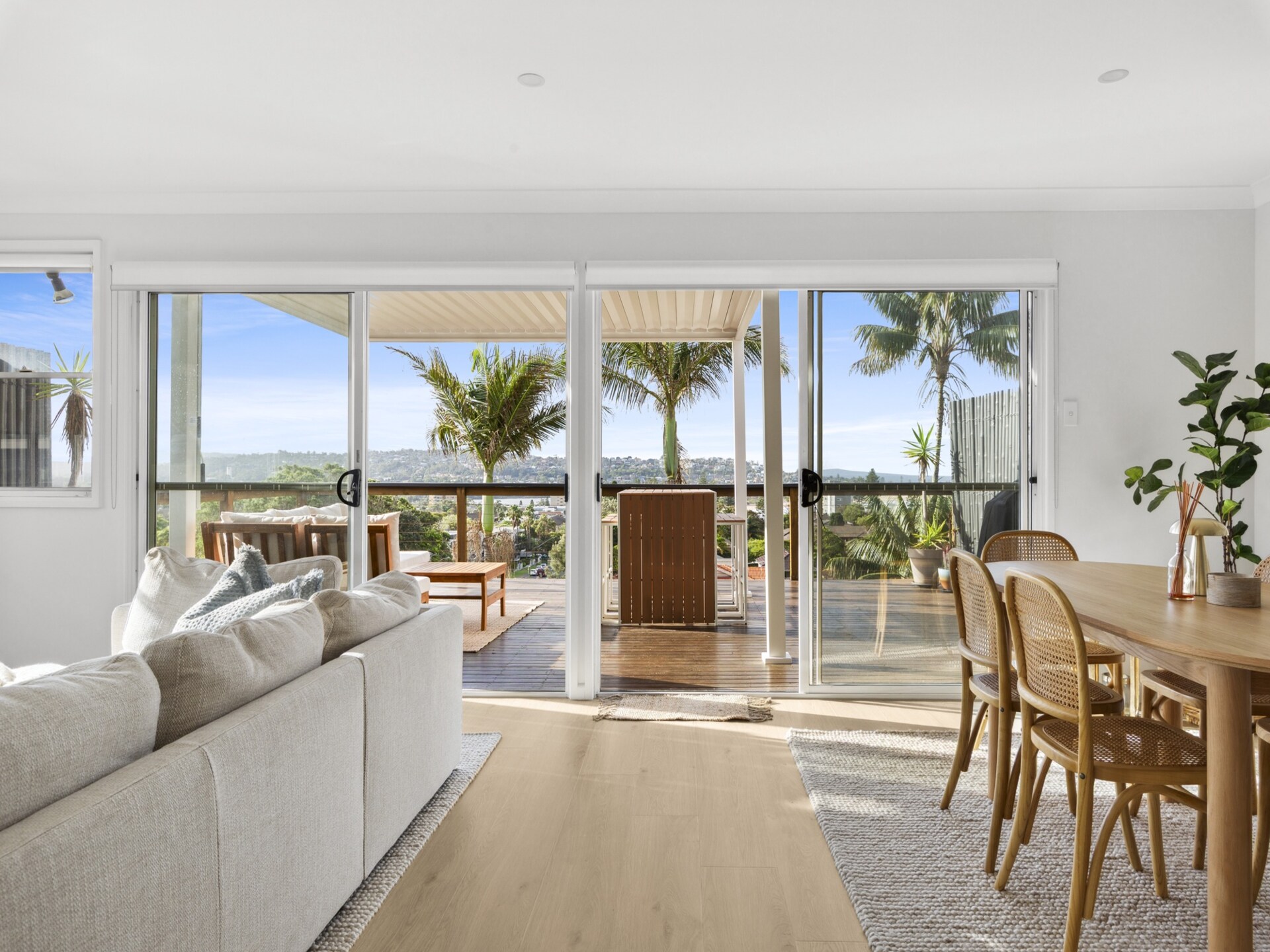 Stijlvol appartement met balkon en BBQ in Dee Why - foto 2
