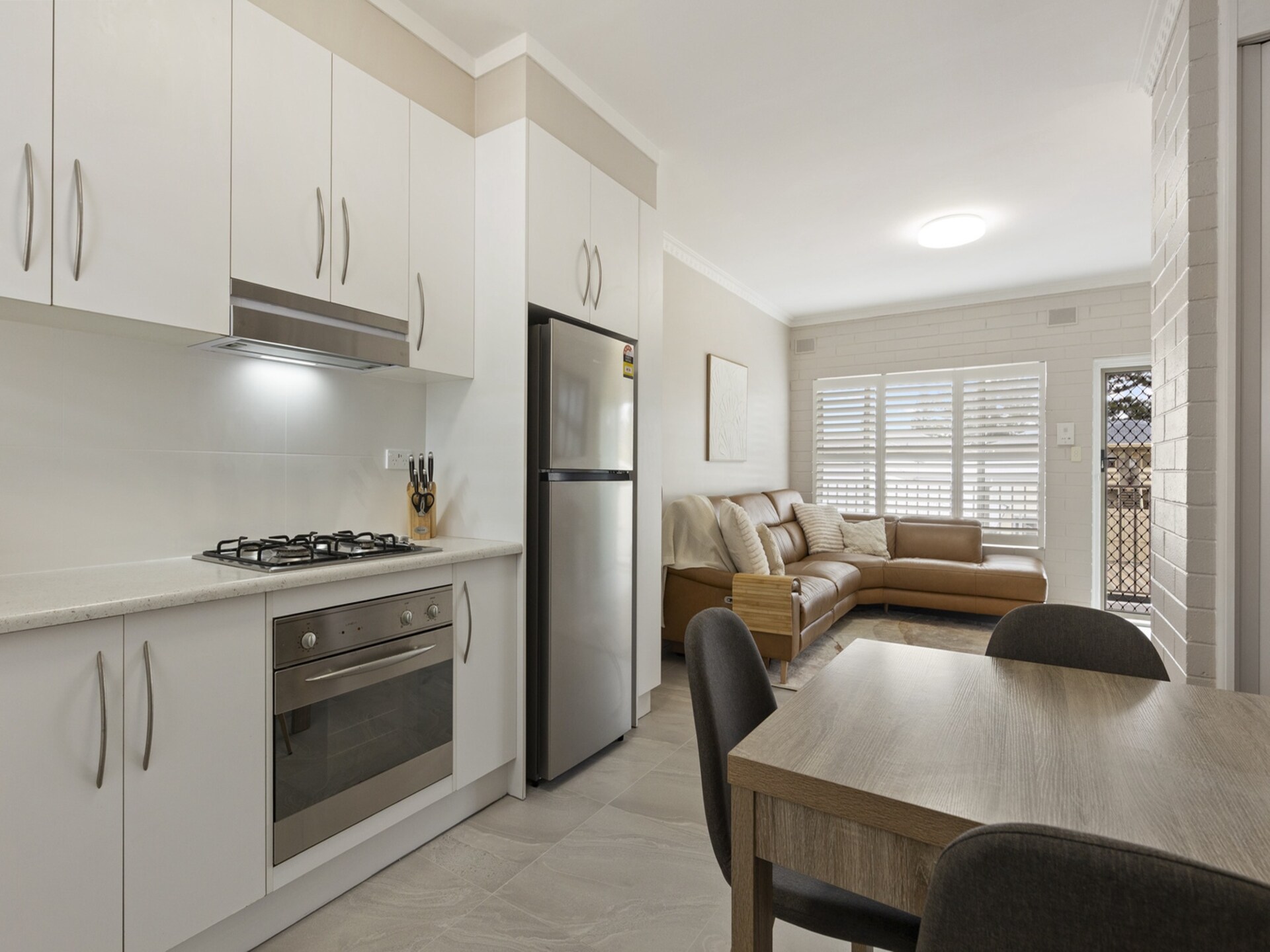 Licht appartement met 2 slaapkamers nabij Largs Bay Beach - foto 10