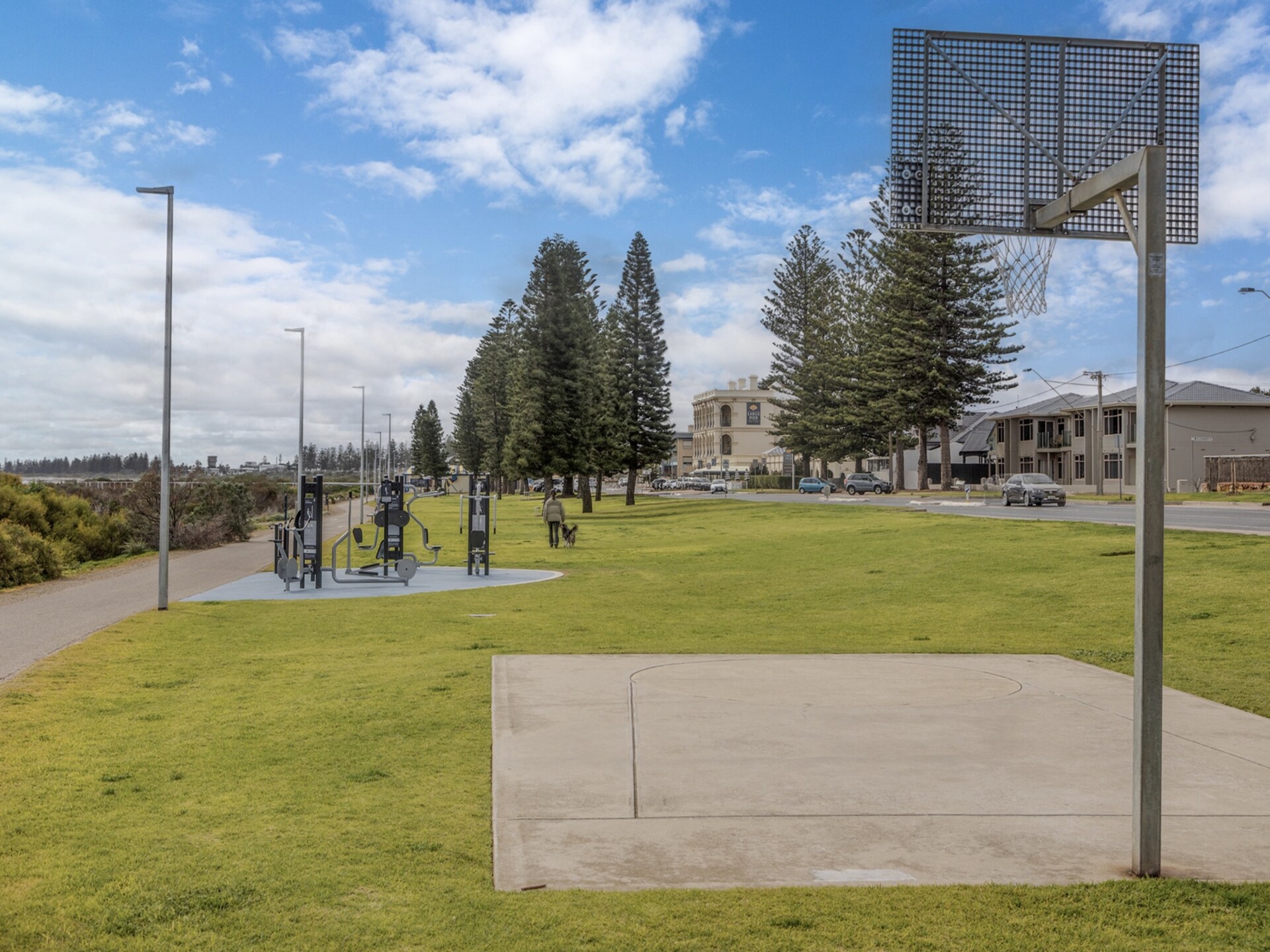 Licht appartement met 2 slaapkamers nabij Largs Bay Beach - foto 28