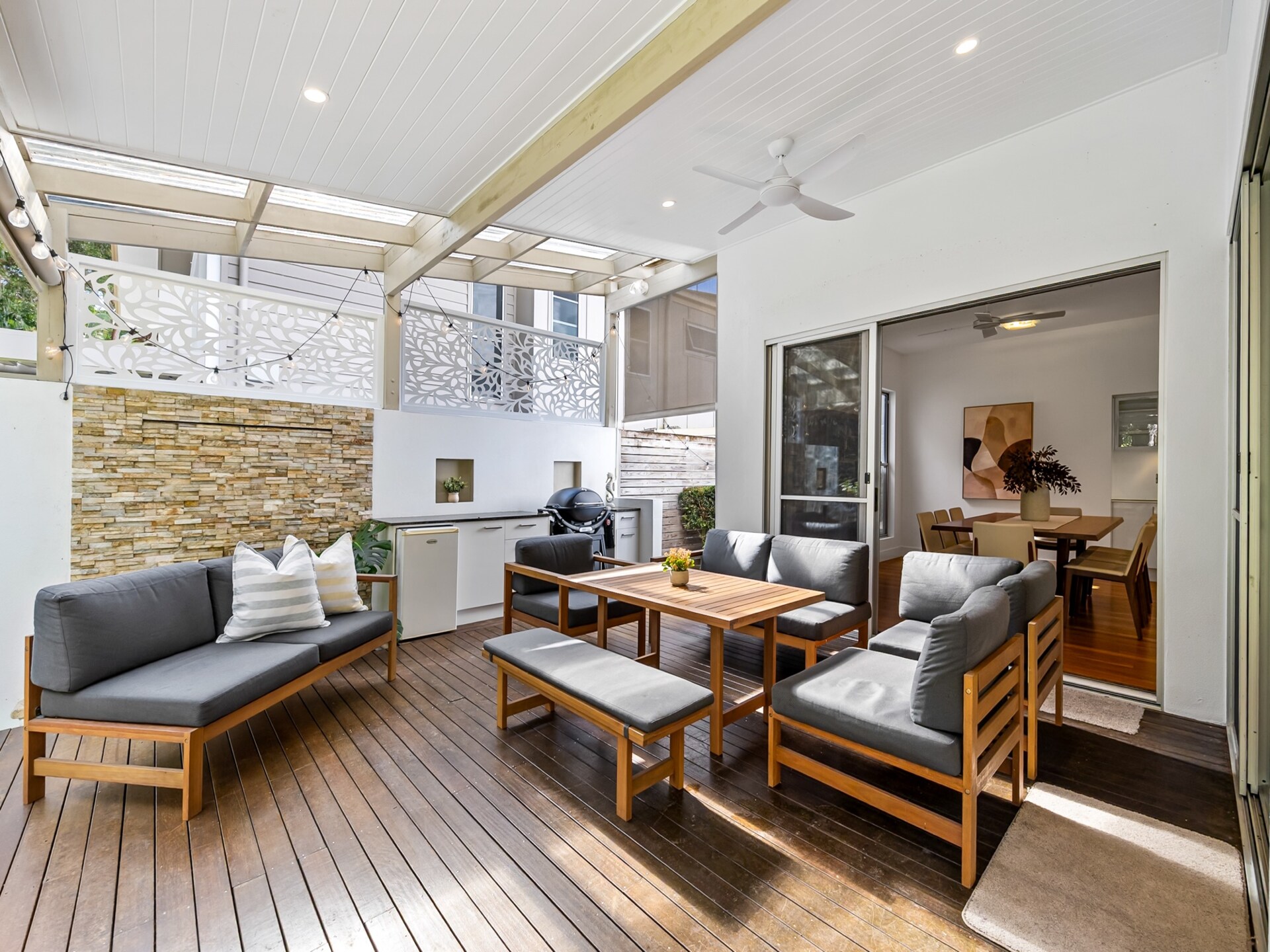 Ruim appartement met 3 slaapkamers nabij strand Alexandra Headland - foto 5