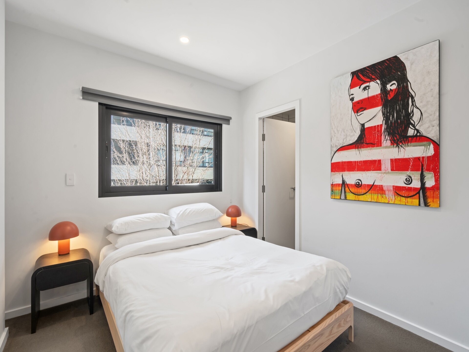 Elegant appartement in Kingston met balkon en parkeergarage - foto 8
