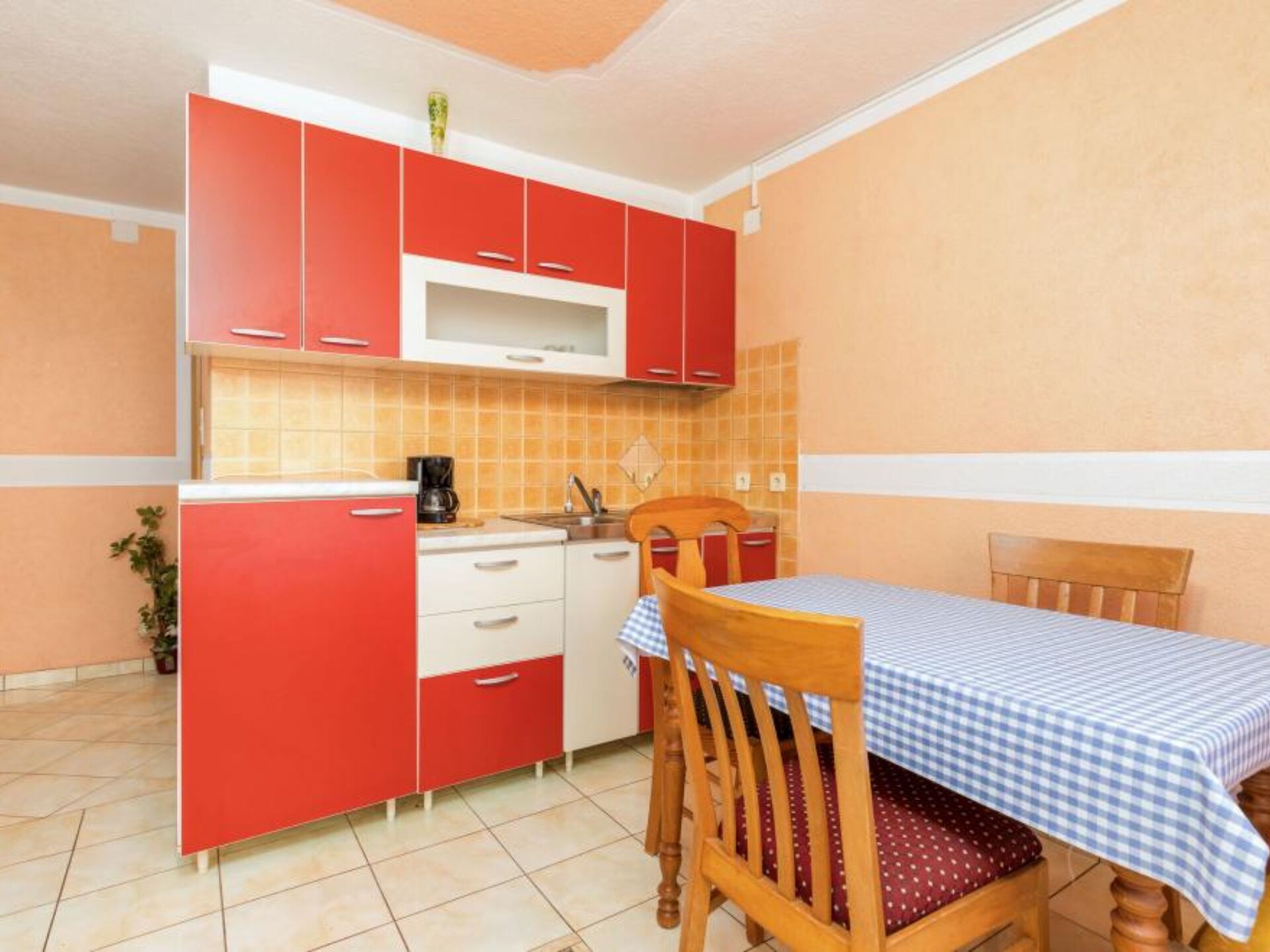 Knus appartement met terras voor 4, vlakbij strand en Brijuni - foto 6