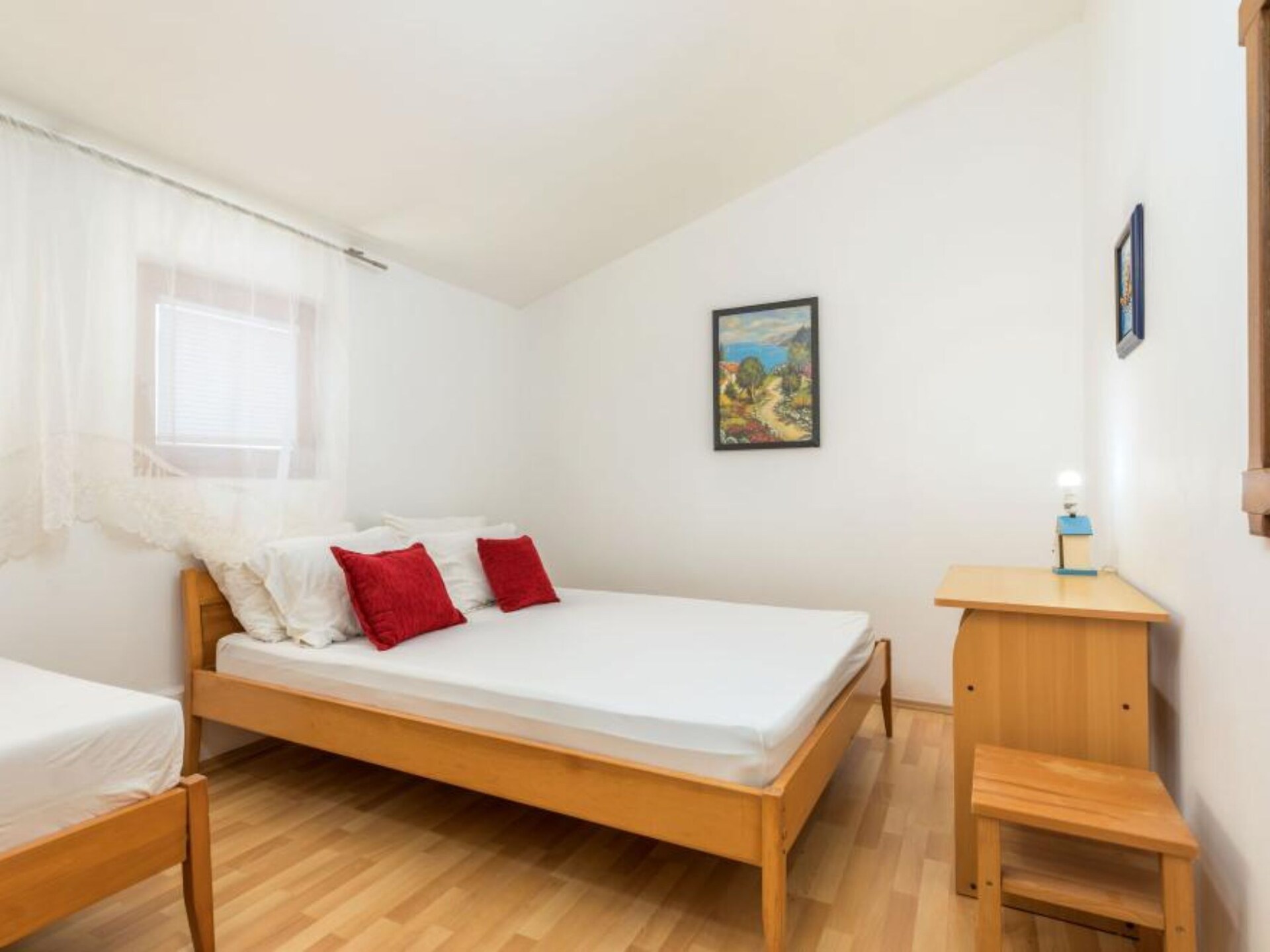 Knus appartement met terras nabij strand en Brijuni in Fažana - foto 9