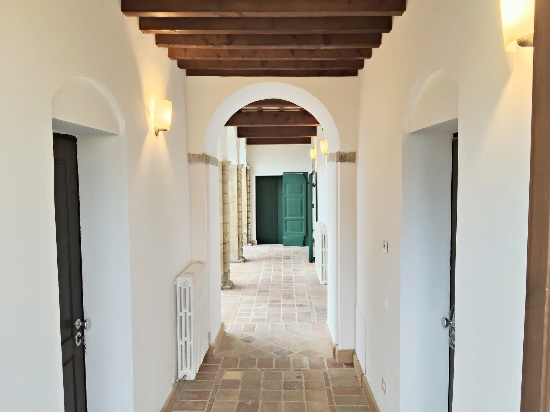 Stijlvol appartement in middeleeuws dorpje, 5 km van strand Pesaro - foto 15