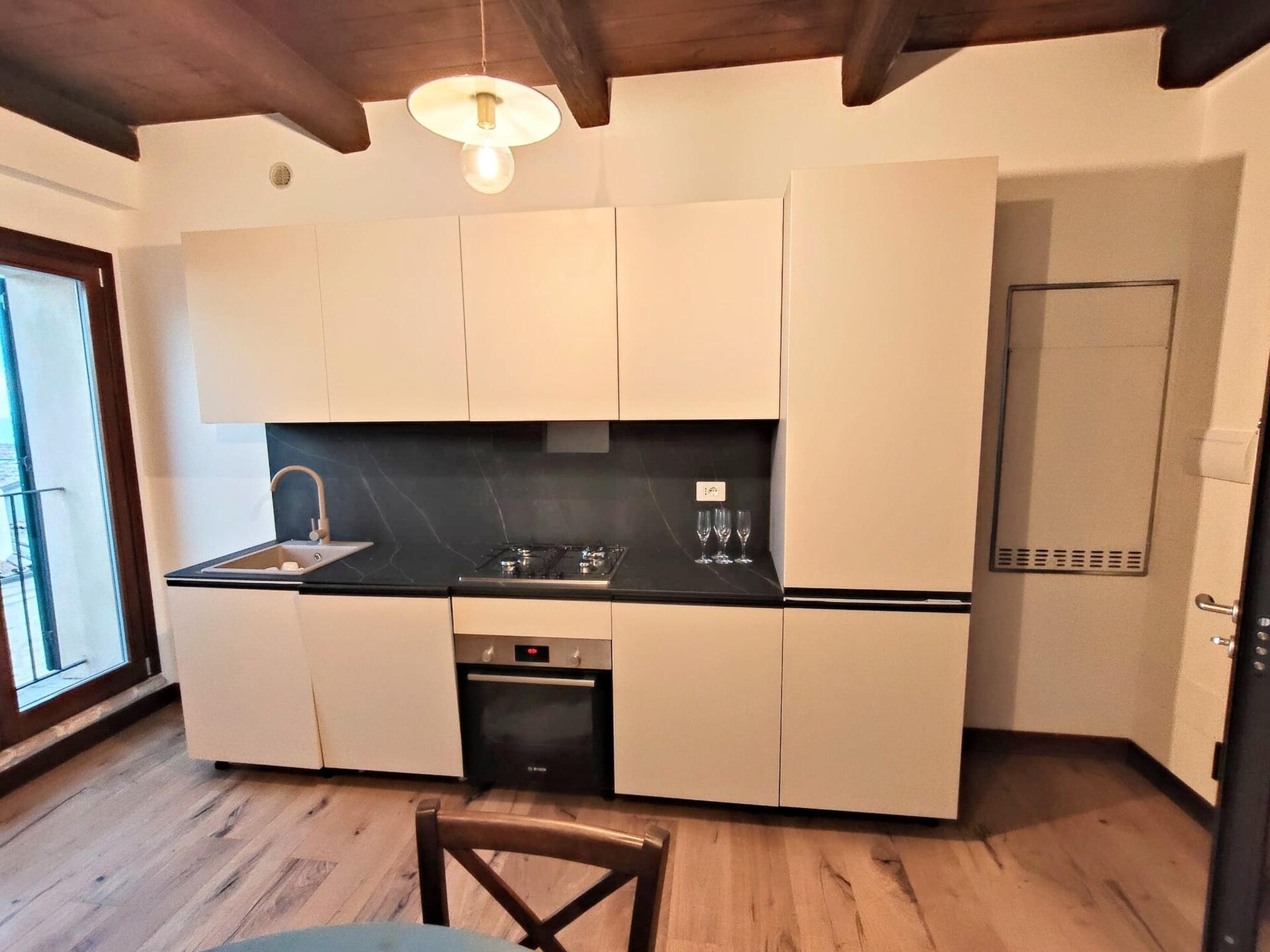 5-persoons appartement in het centrum van Pesaro - foto 3