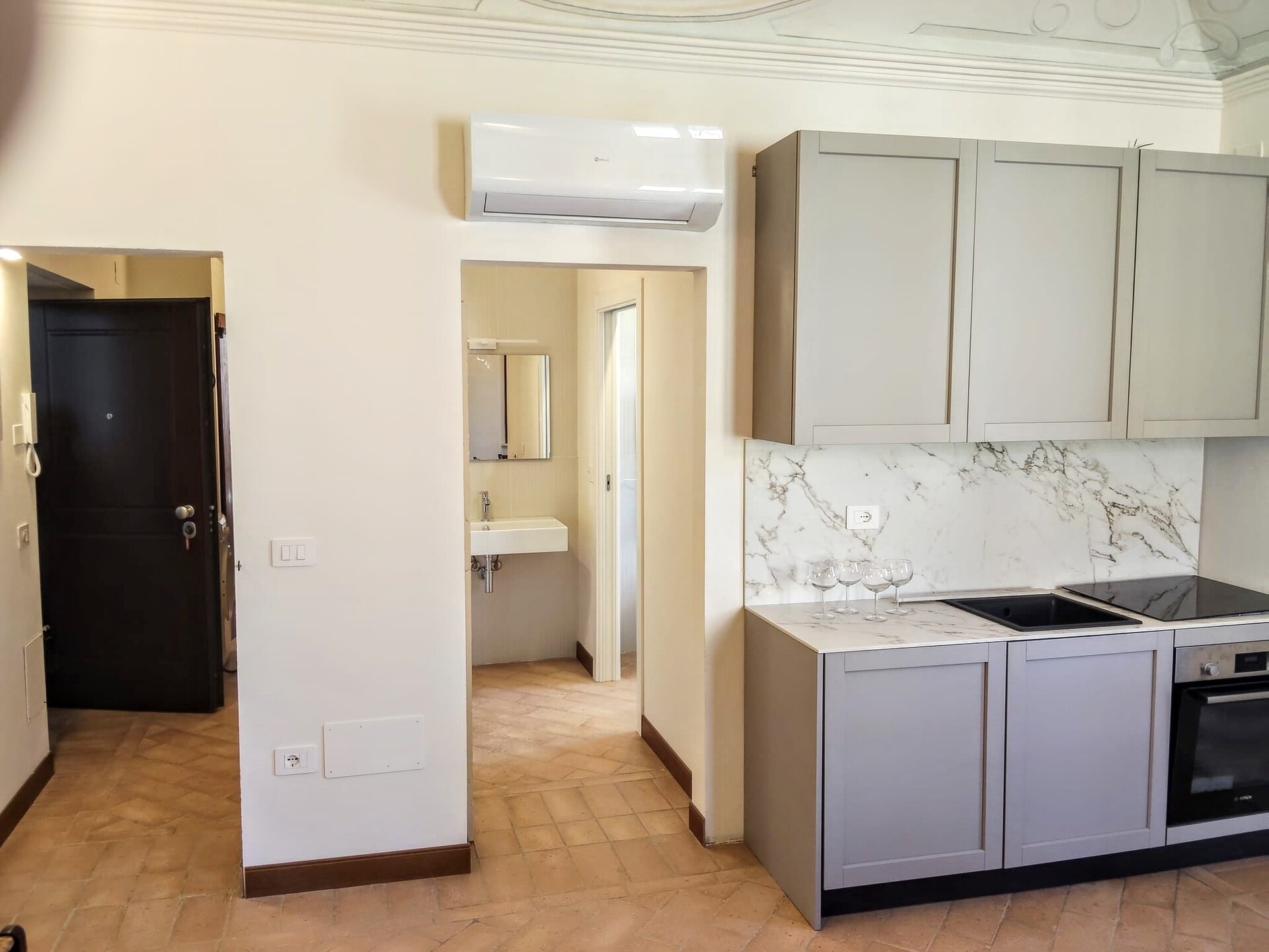 Centraal gelegen appartement in Pesaro voor 4 personen - foto 12