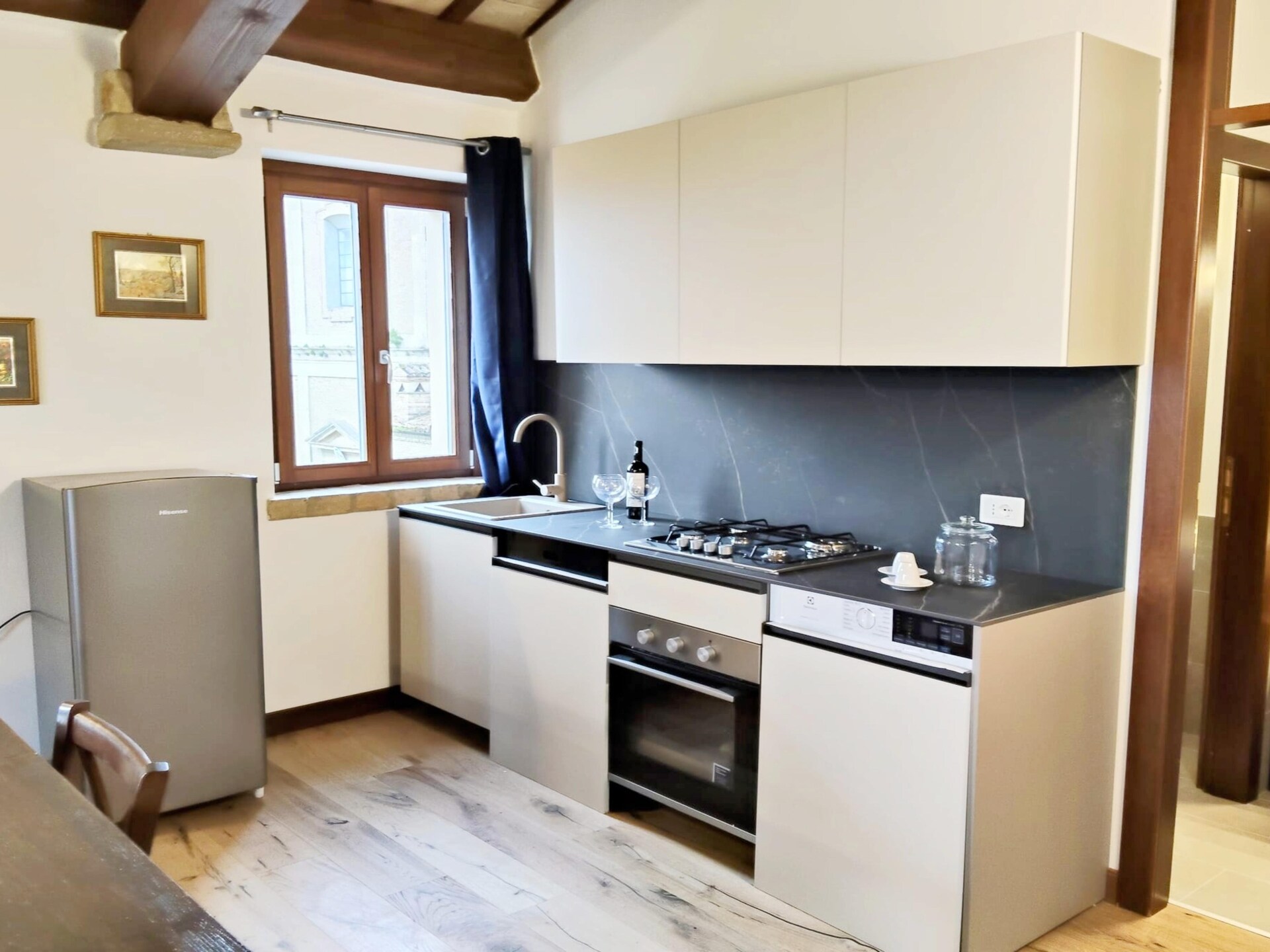 Appartement Camilla in middeleeuws Novilara met zwembad, vlakbij Pesaro - foto 24